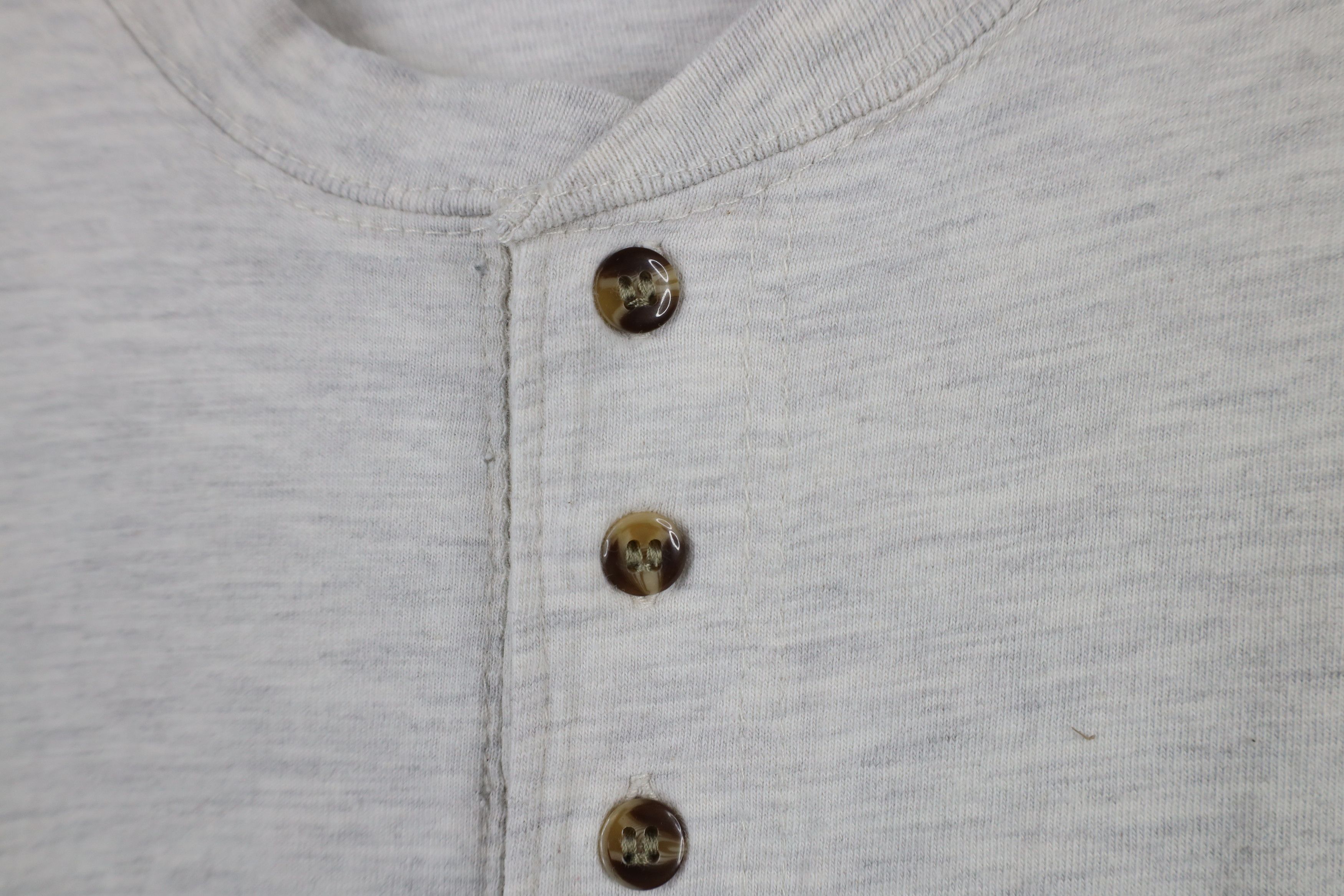 Vintage Vintage 90s Streetwear Blank Baggy Fit Henley T-Shirt Gray Size US M / EU 48-50 / 2 - 6 Thumbnail