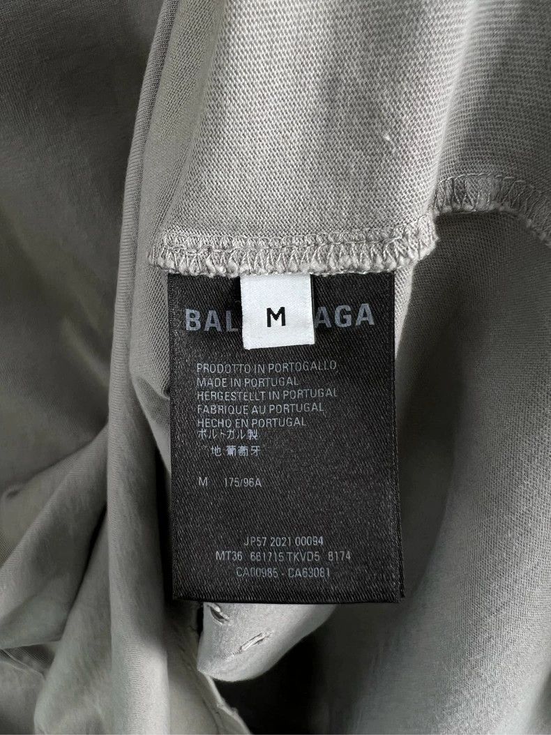 Balenciaga Balenciaga Blurred letters destroy short sleeves Size US M / EU 48-50 / 2 - 4 Thumbnail