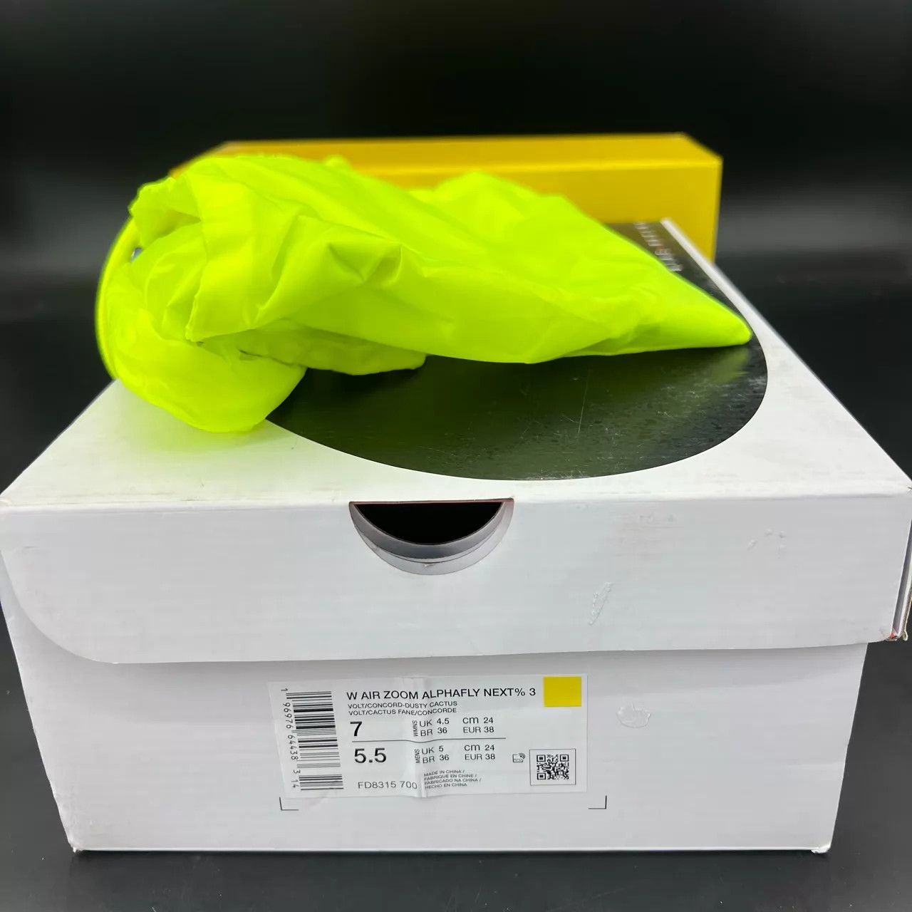 Nike Alphafly Next% 3 Yellow 38 (Worn Once, 99 New) Box Size US 7 / IT 37 - 9 Thumbnail