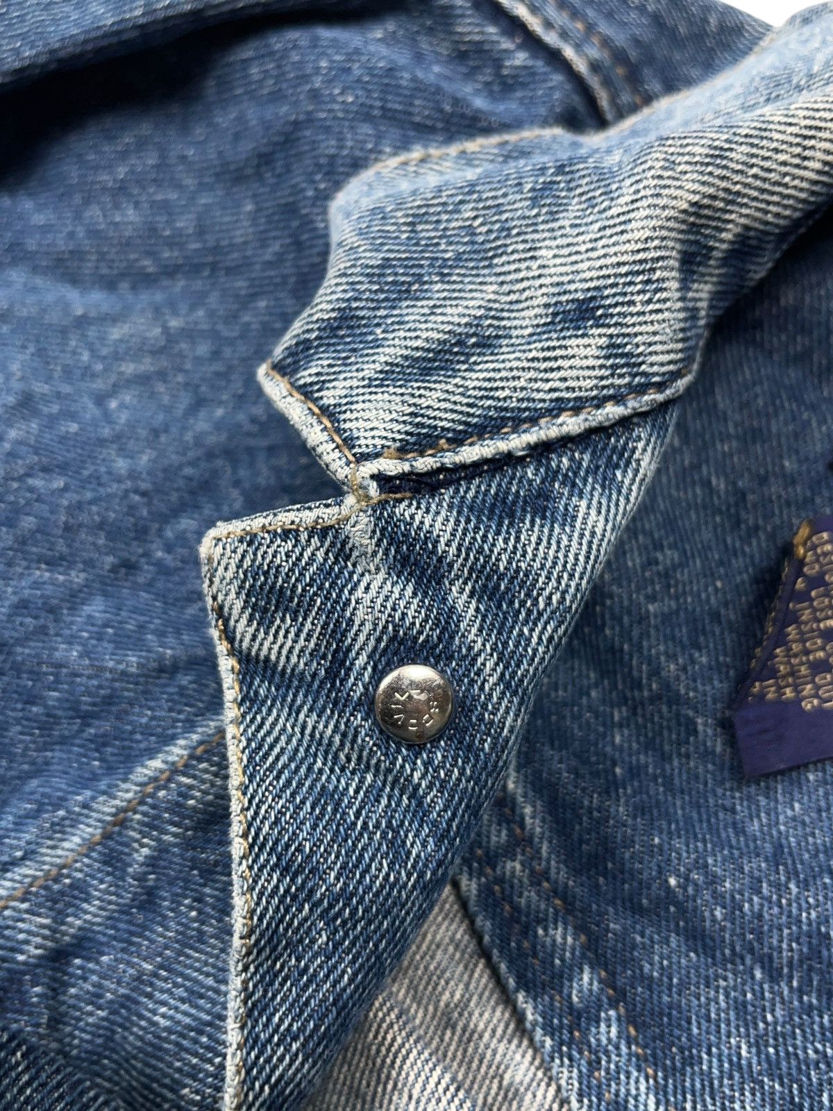 Calvin Klein × Vintage Vintage 80s Calvin Klein Denim Jacket Scovill Buttons Size US M / EU 48-50 / 2 - 8 Thumbnail