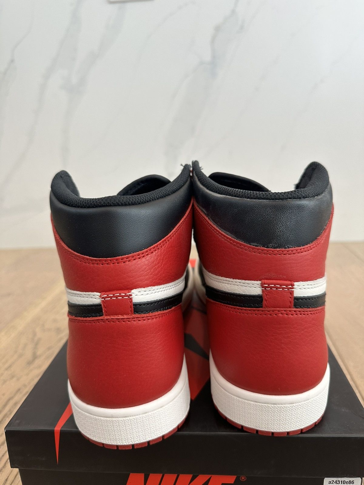 Jordan Brand Jordan 1 Retro High Bred Toe Size US 13 / EU 46 - 3 Thumbnail