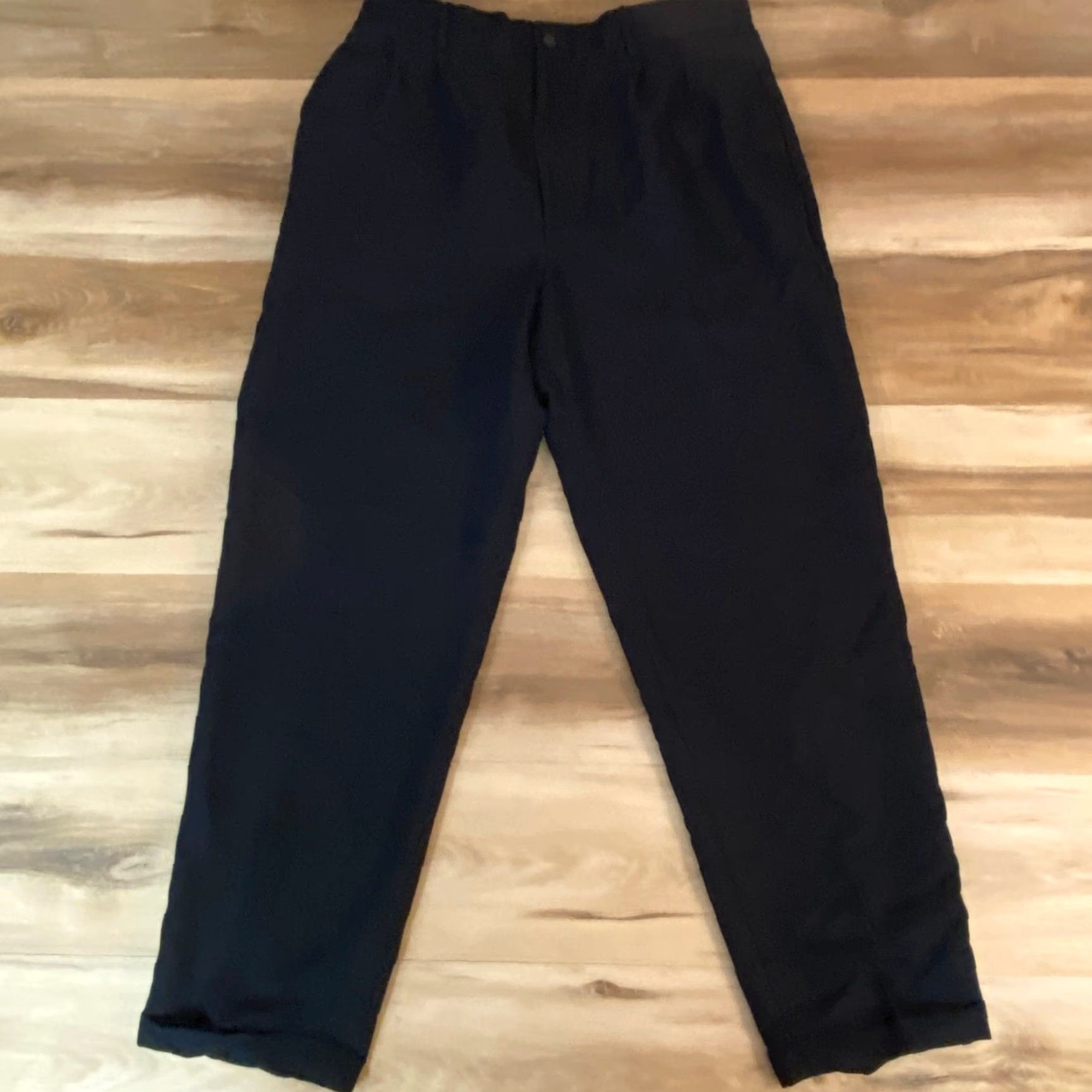 Perry Ellis Perry Ellis Mens Dress Pants Trousers Black Pleated Cuffed Rayon Blend Classic Fit 33 Inseam 30 Size US 33 - 2 Thumbnail