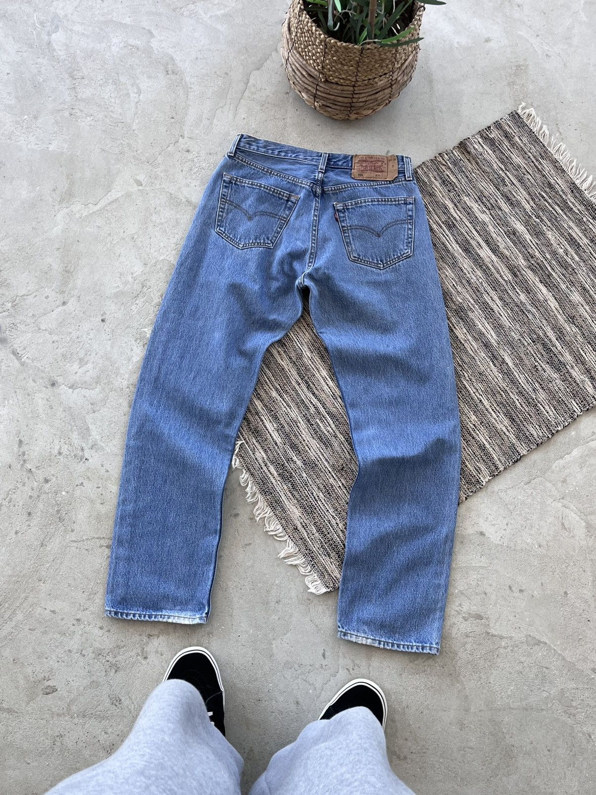Levi's Vintage Levis 501 Denim Jeans 32x30 Straight Fit Workwear Size US 32 / EU 48 - 1 Thumbnail