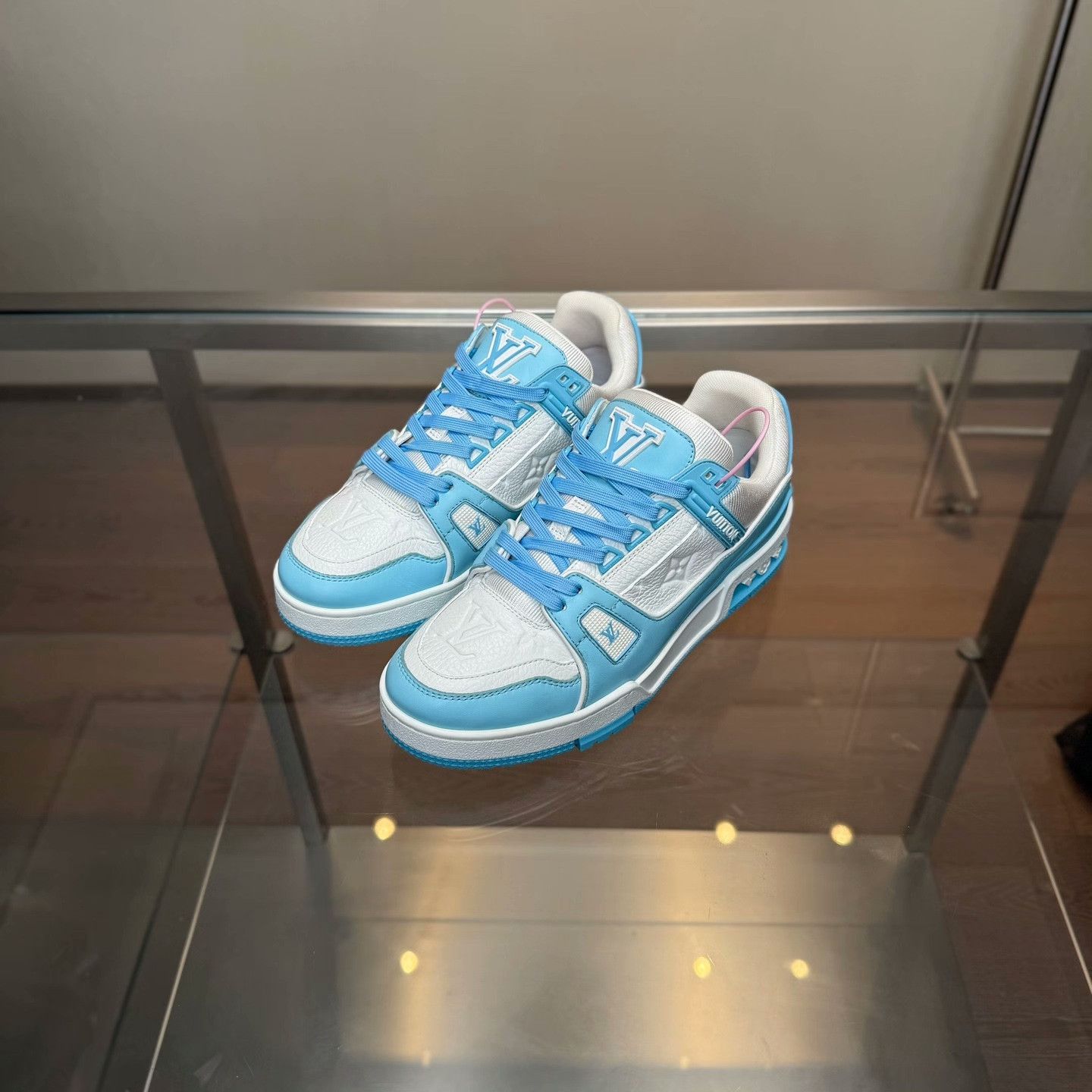 Louis Vuitton Louis Vuitton Training Blue Lowtop Sneakers 37 Women Size US 6.5 / IT 36.5 - 1 Thumbnail