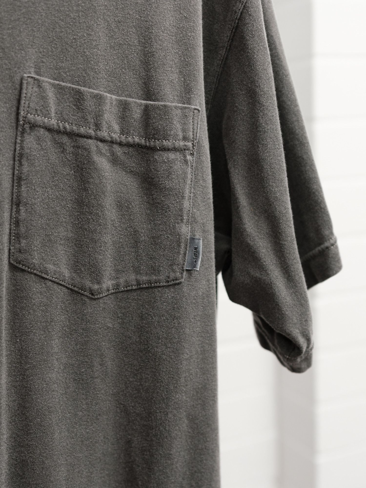 Wtaps WTAPS pocket tee charcoal grey garment dye Size US L / EU 52-54 / 3 - 2 Thumbnail
