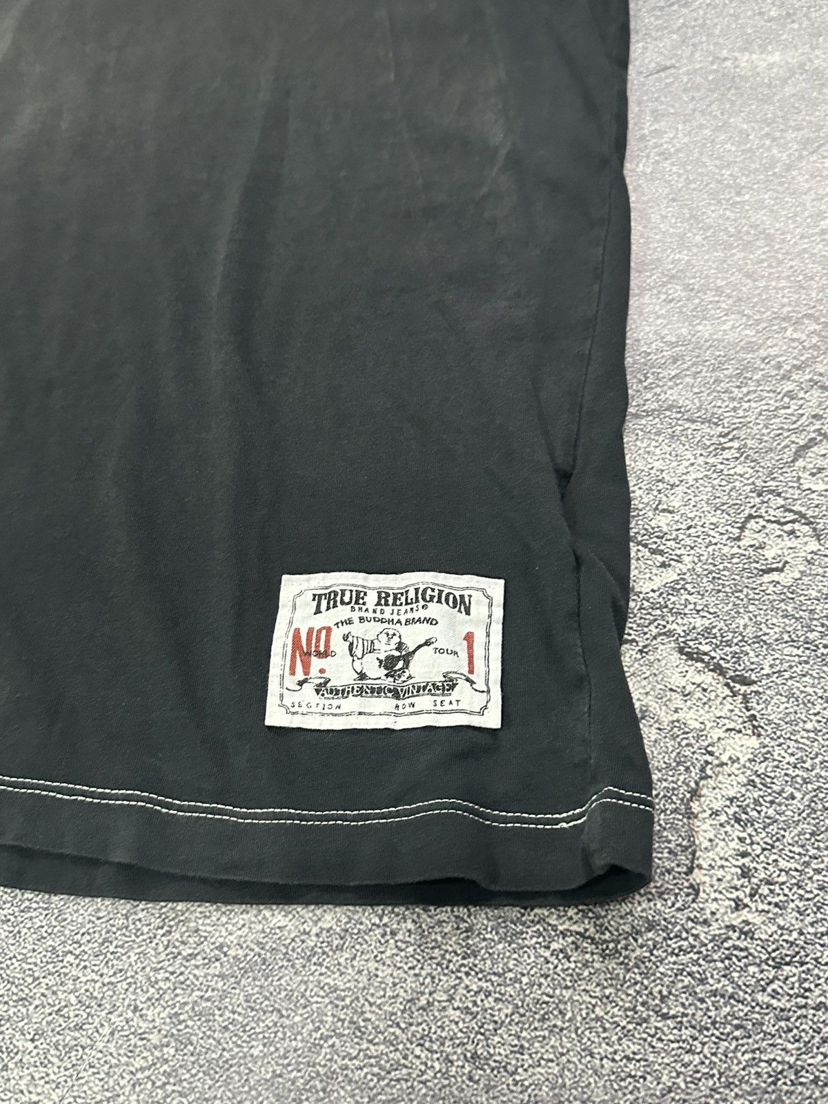 True Religion Vintage True Religion Big Logo Faded T-Shirt XXL Y2K Size US XXL / EU 58 / 5 - 5 Thumbnail