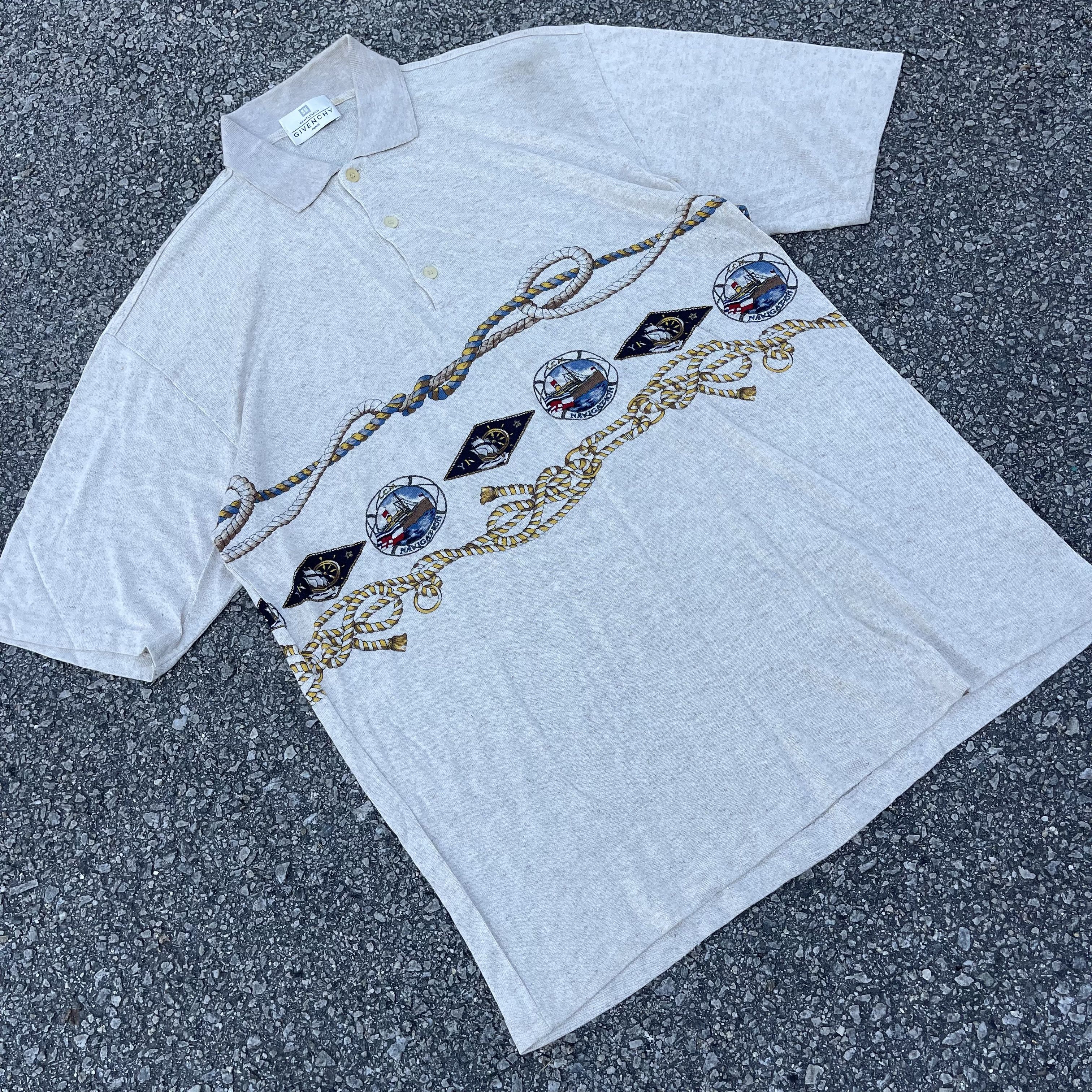 Givenchy × Vintage Vintage 90s Givenchy Polo 70% Viscose Fullprint Size US L / EU 52-54 / 3 - 1 Thumbnail