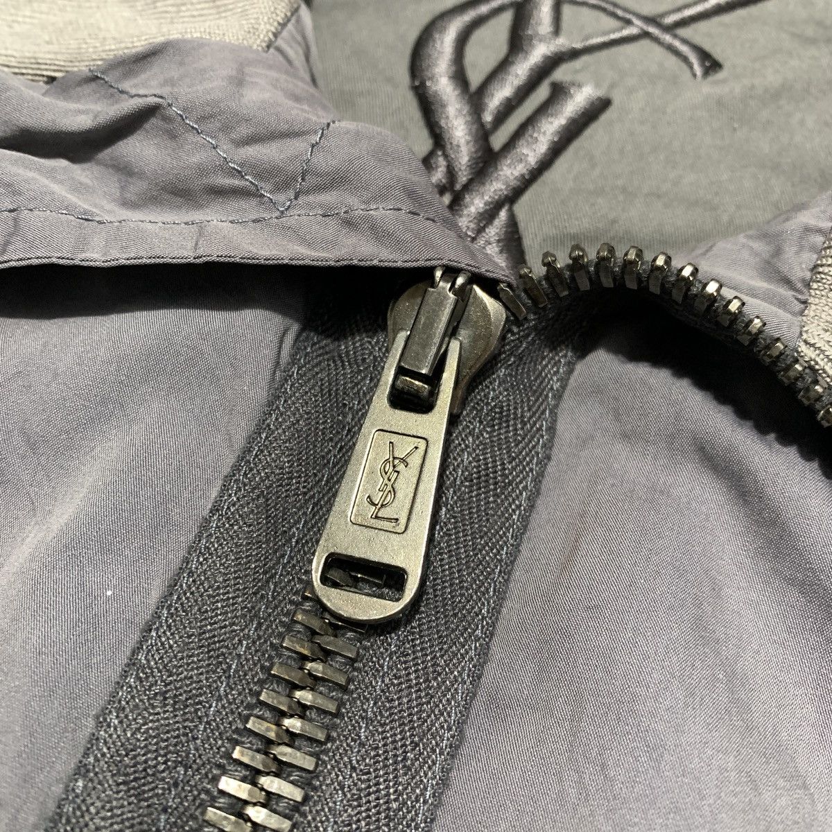 Yves Saint Laurent Yves Saint Laurent Grey Paracute Bomber Jacket Size US M / EU 48-50 / 2 - 4 Thumbnail