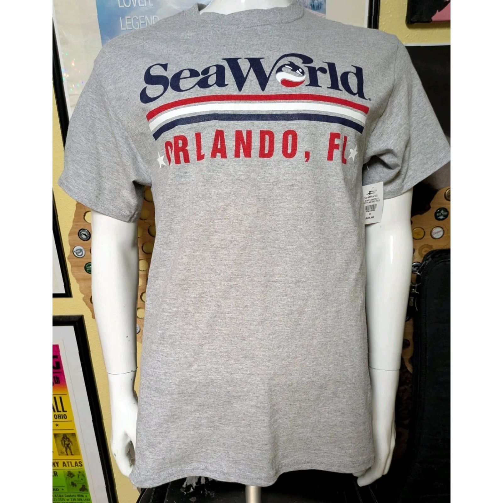 Vintage VINTAGE Seaworld Ocean Animals Graphic T Shirt Medium NWT Gray 90s Sea World Orlando Men M Size US M / EU 48-50 / 2 - 2 Thumbnail