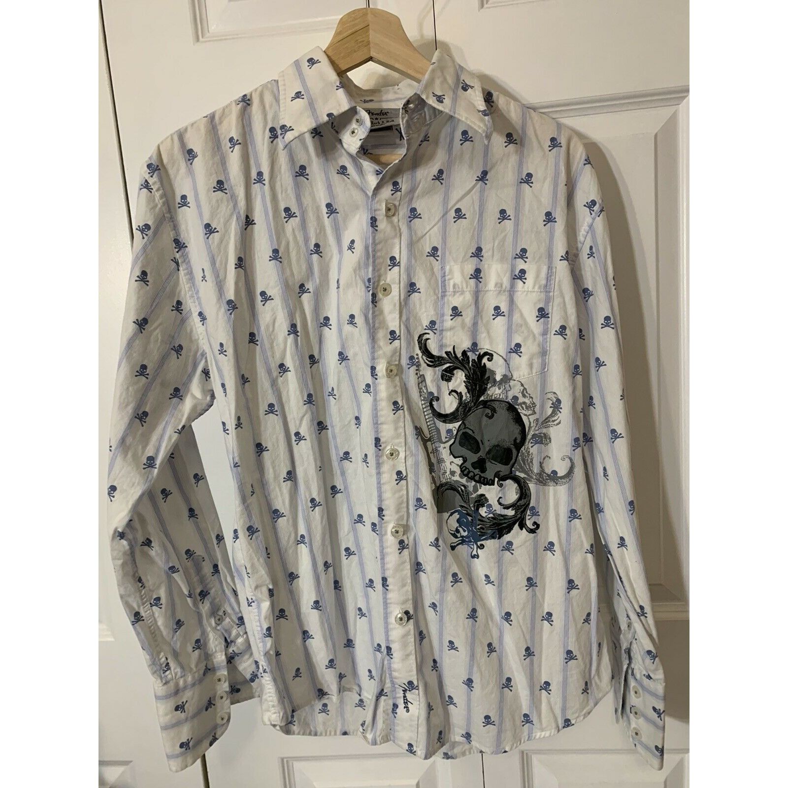 Fender FENDER Men's Sz M Long Sleeve Button Front Shirt SKULLS Whi Size US M / EU 48-50 / 2 - 4 Thumbnail