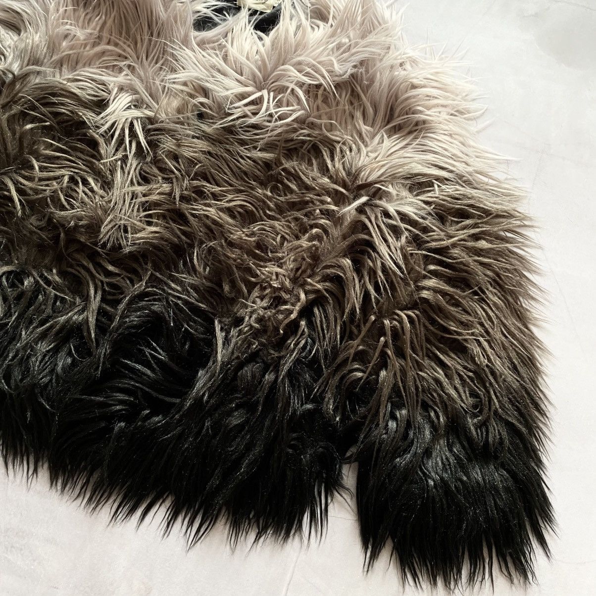 If Six Was Nine Crazy Opium Fuzzy Cropped Faux Fur Gradient Y2K Jacket Size S / US 4 / IT 40 - 2 Thumbnail