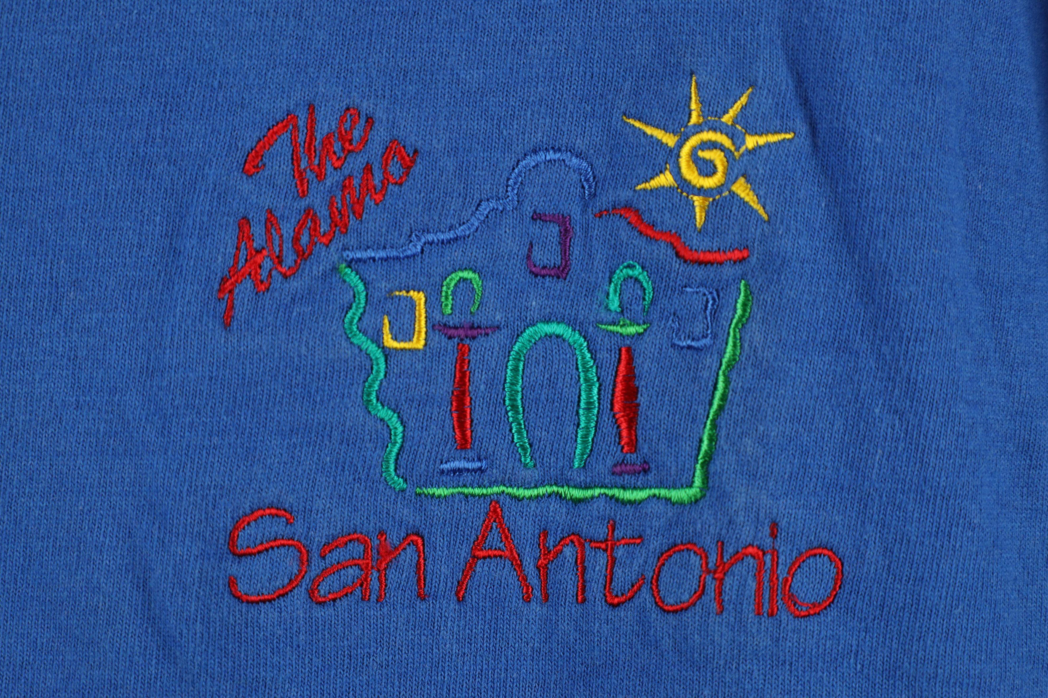 Vintage Vintage 90s The Alamo San Antonio T-Shirt Blue Cotton USA Size US L / EU 52-54 / 3 - 4 Thumbnail