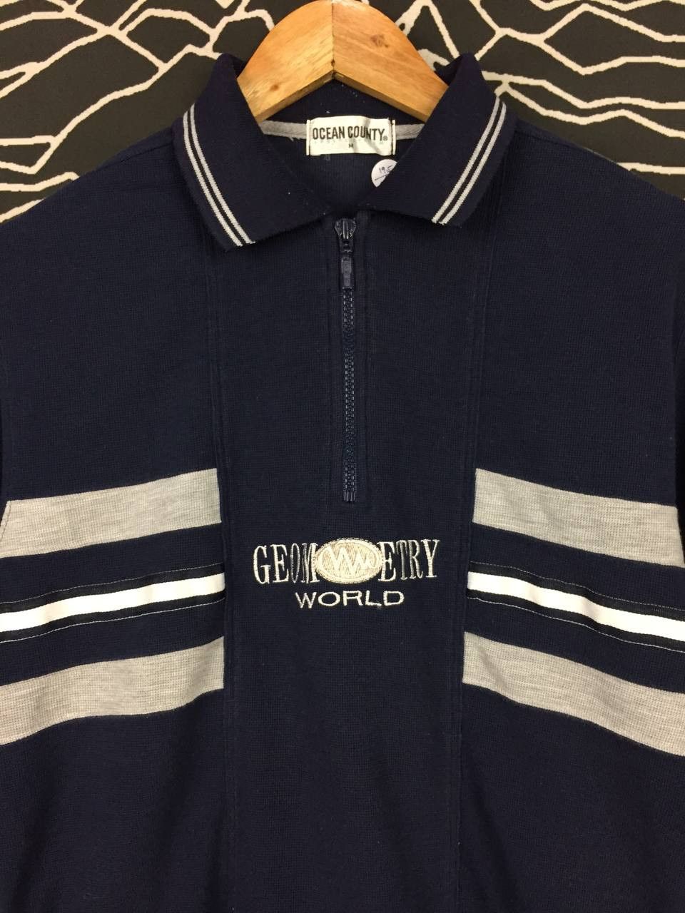 Vintage Vtg Ocean County Geometry World Embroidered Logo Polo Tee Size US M / EU 48-50 / 2 - 3 Thumbnail