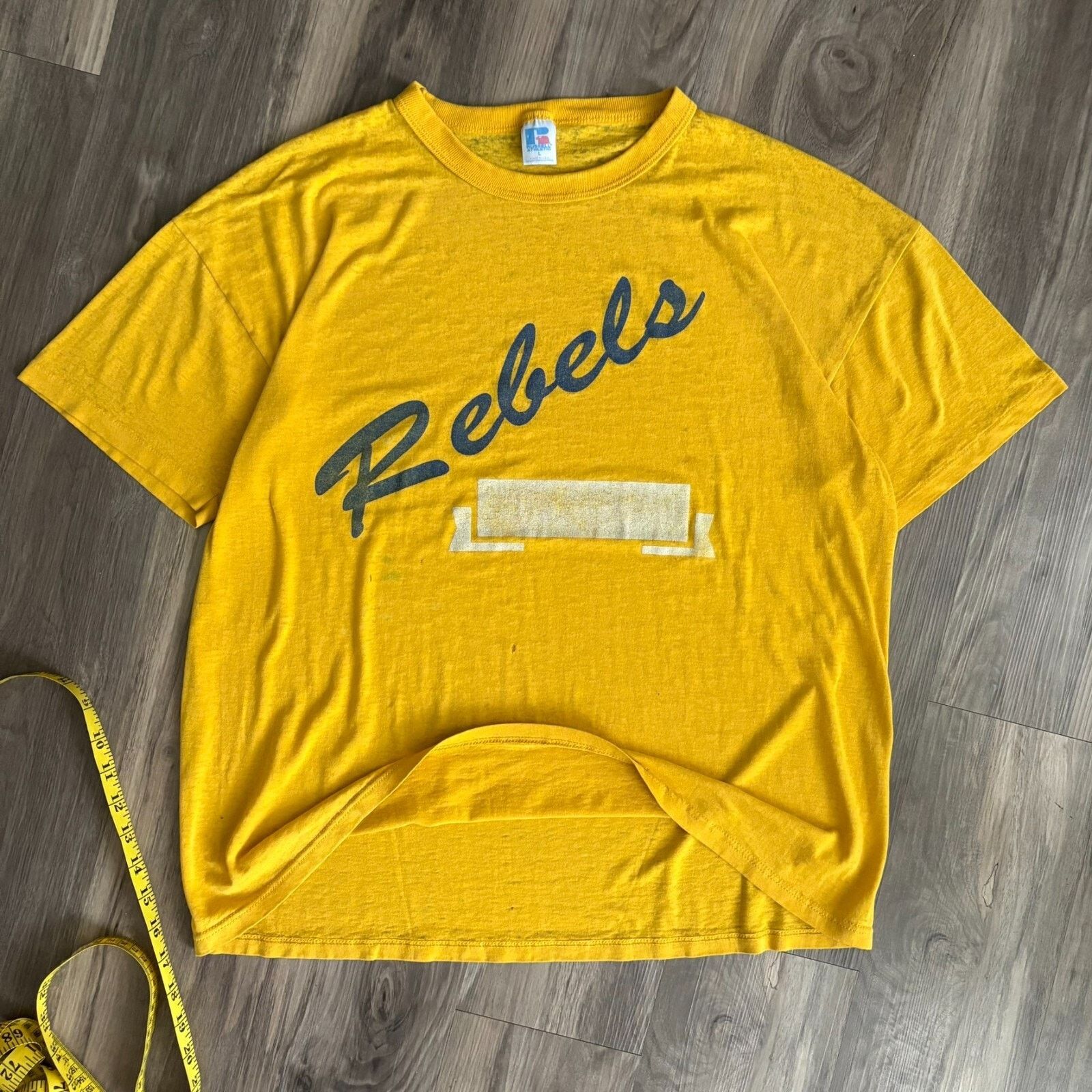 Russell Athletic × Vintage Vintage Paper Thin Distressed Worn Burnout T Shirt Size L Size US L / EU 52-54 / 3 - 11 Thumbnail