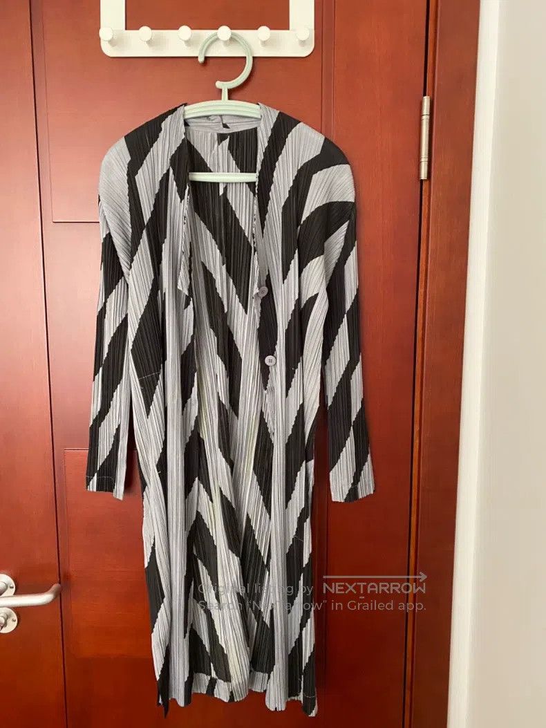 Issey Miyake Issey Miyake Long Cardigan Black Gray Color Block Size L / US 10 / IT 46 - 2 Thumbnail