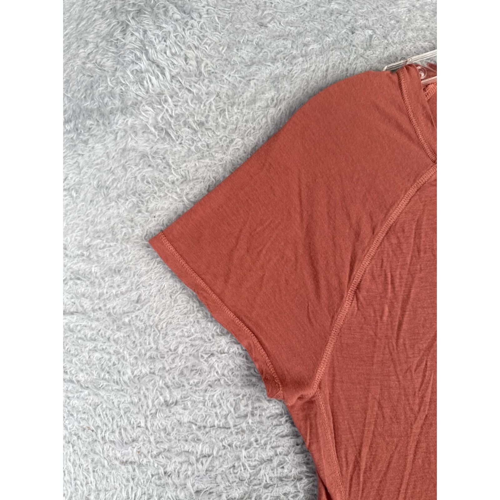 The North Face The North Face Shirt Womens Large Pink Short Sleeve Crew Neck Polyester READ Size L / US 10 / IT 46 - 3 Thumbnail