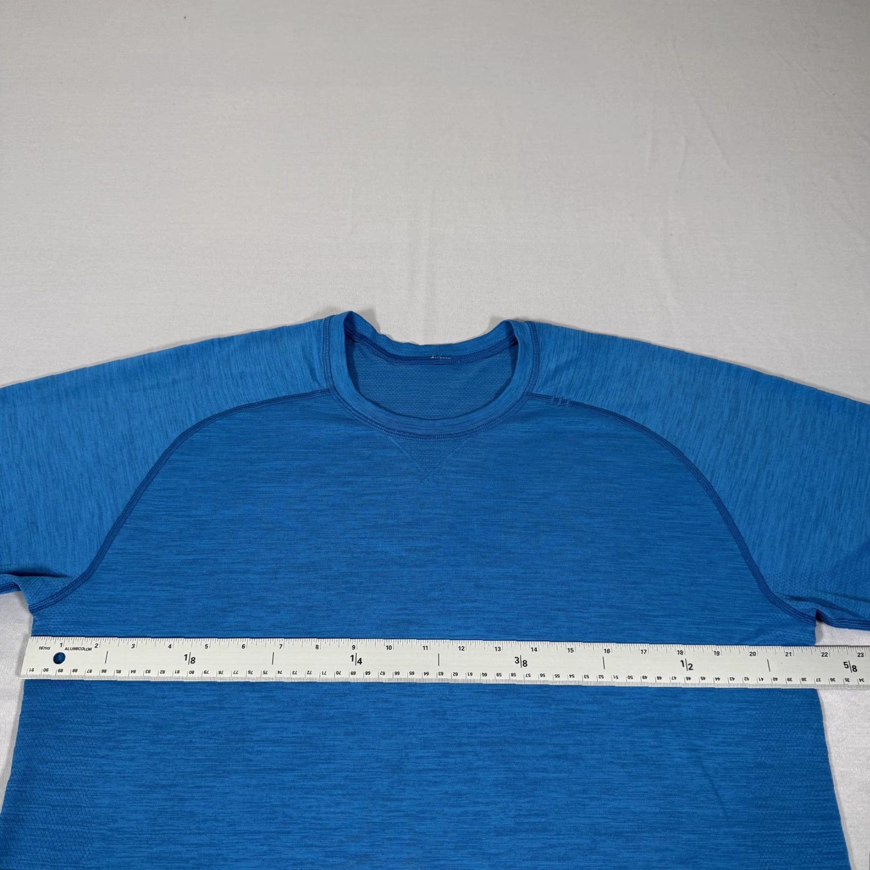 Lululemon Lululemon Shirt Mens Large Blue Metal Vent Tech Seamless Running Tee Performance Size US L / EU 52-54 / 3 - 3 Thumbnail