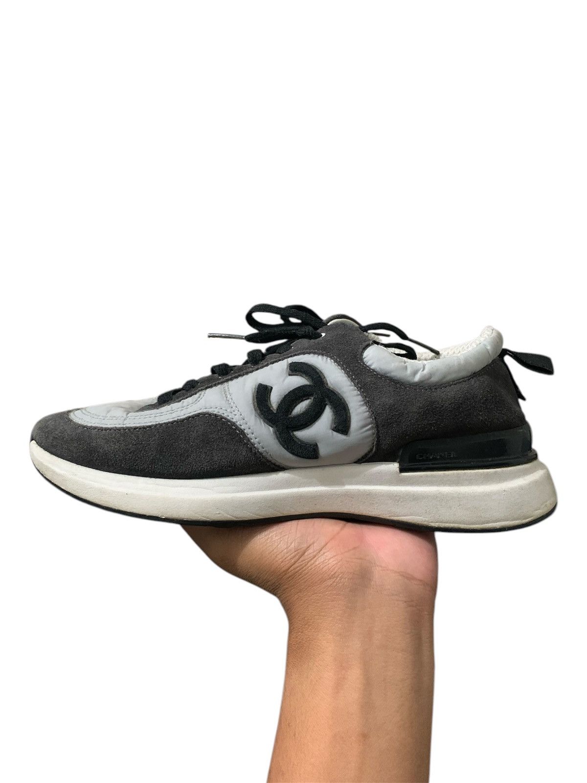 Chanel 🔥HEARING OFFER🔥Chanel CC Runner Suede Size US 6 / IT 36 - 1 Thumbnail