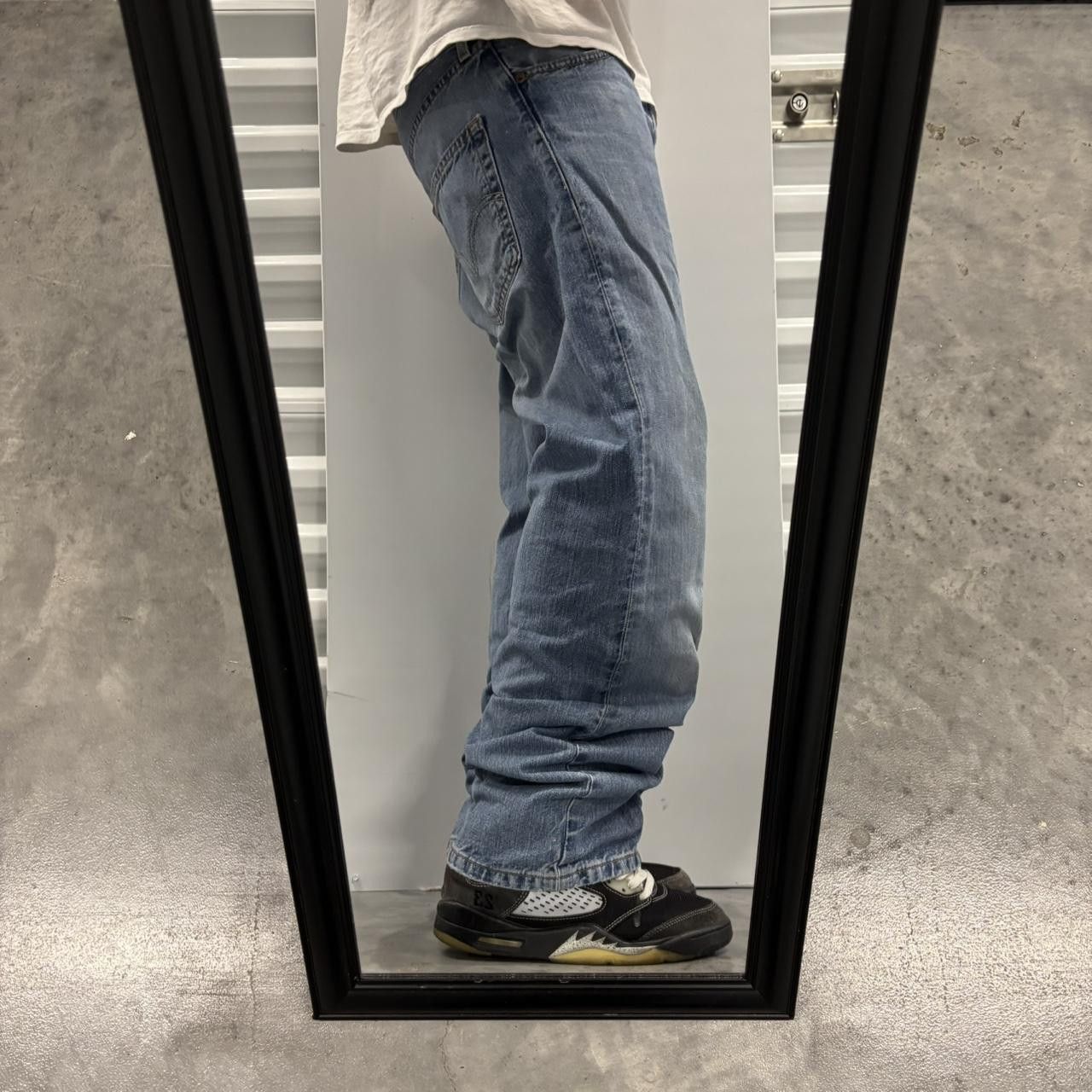 Levi's × Vintage Crazy Vintage Y2K/2000s Levis 501 Light Wash Essential Denim Jeans! Size US 34 / EU 50 - 2 Thumbnail
