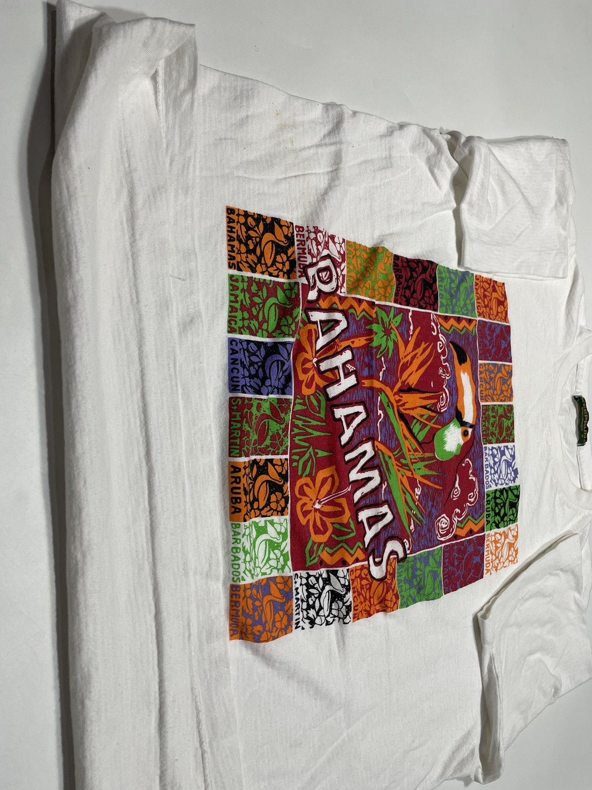 Vintage Vtg 90s single stitch Bahamas tropical paradise Caribbean Size US M / EU 48-50 / 2 - 6 Thumbnail