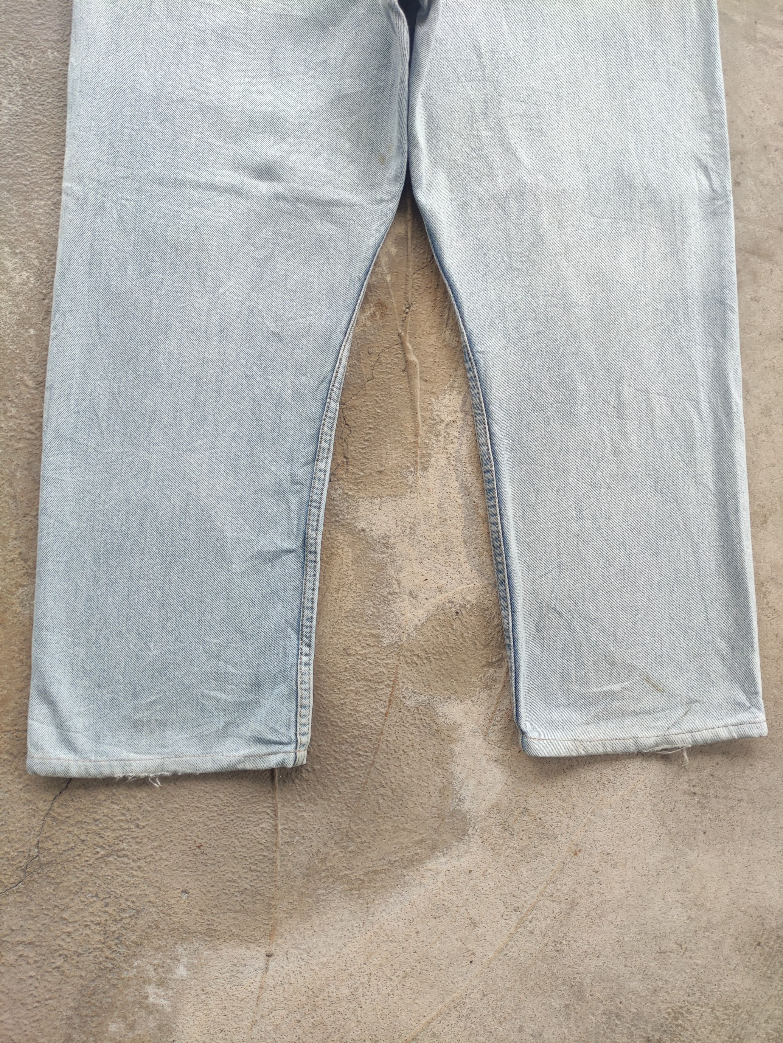 Levi's Vintage Levis Jean Distressed Faded Denim Size US 37 - 11 Thumbnail