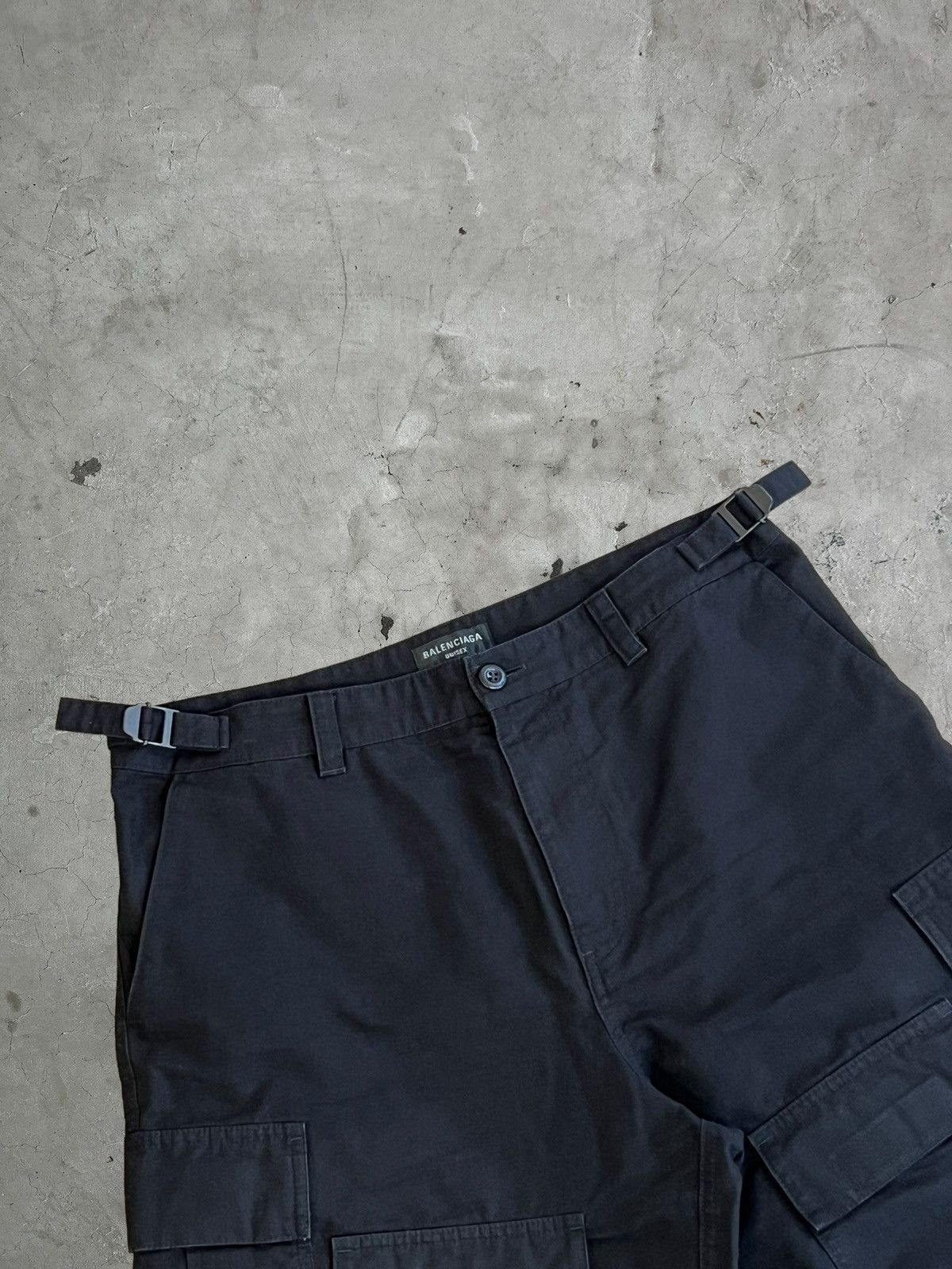 Balenciaga Balenciaga Multi-Pocket Cargo Pants Size US 34 / EU 50 - 4 Thumbnail