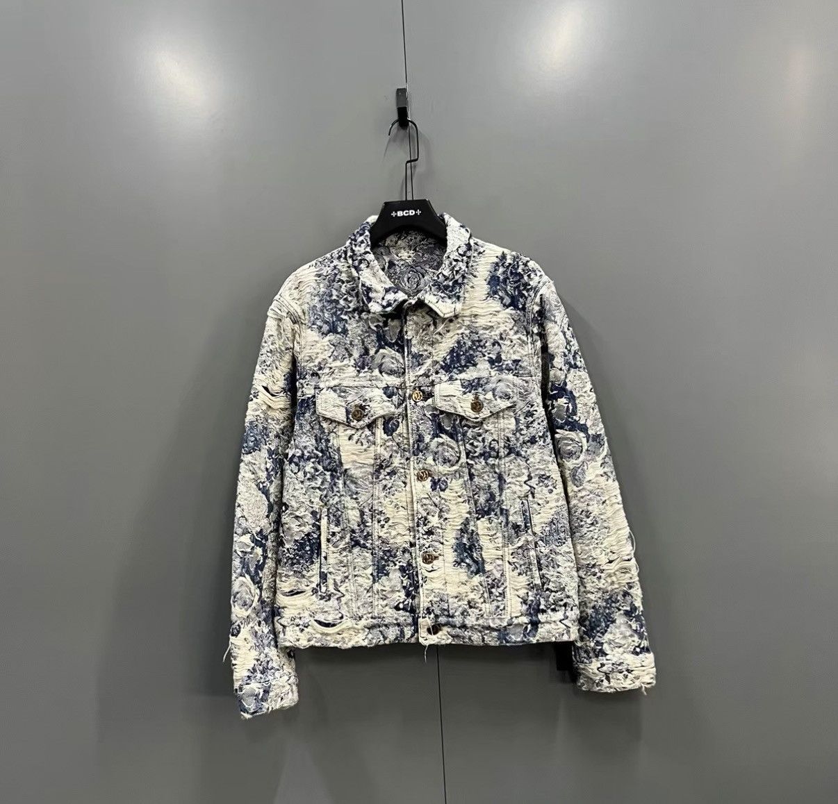 Louis Vuitton Louis Vuitton Botanical Full Print Denim Jacket J41 Size US L / EU 52-54 / 3 - 1 Thumbnail