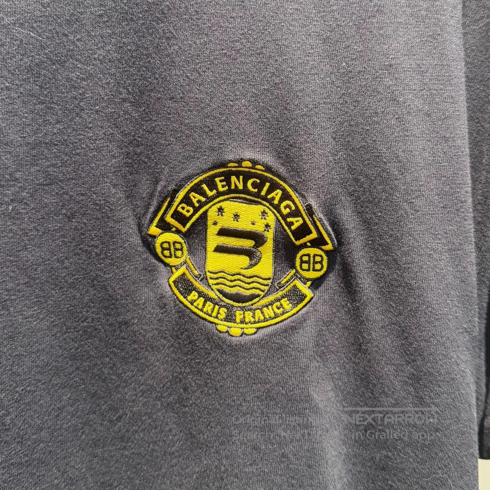 Balenciaga balenciaga navy embroidered short sleeve tee. Size US S / EU 44-46 / 1 - 2 Thumbnail