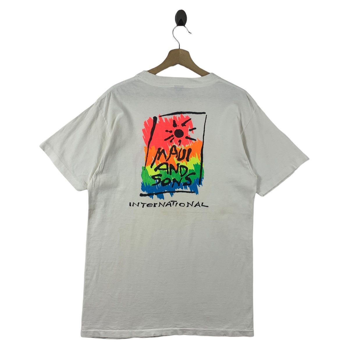 Vintage Vintage 90s MAUI & SONS big logo back hit Surfing tee Size US M / EU 48-50 / 2 - 1 Thumbnail