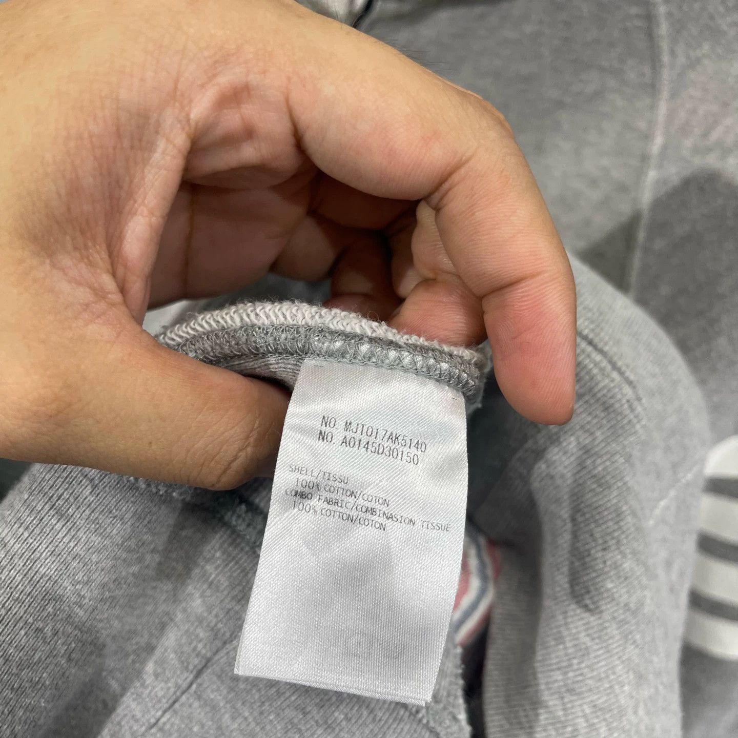 Thom Browne Thom Browne Classic 4-Stripe Zip Hooded Jacket 5 Size US XXL / EU 58 / 5 - 6 Thumbnail