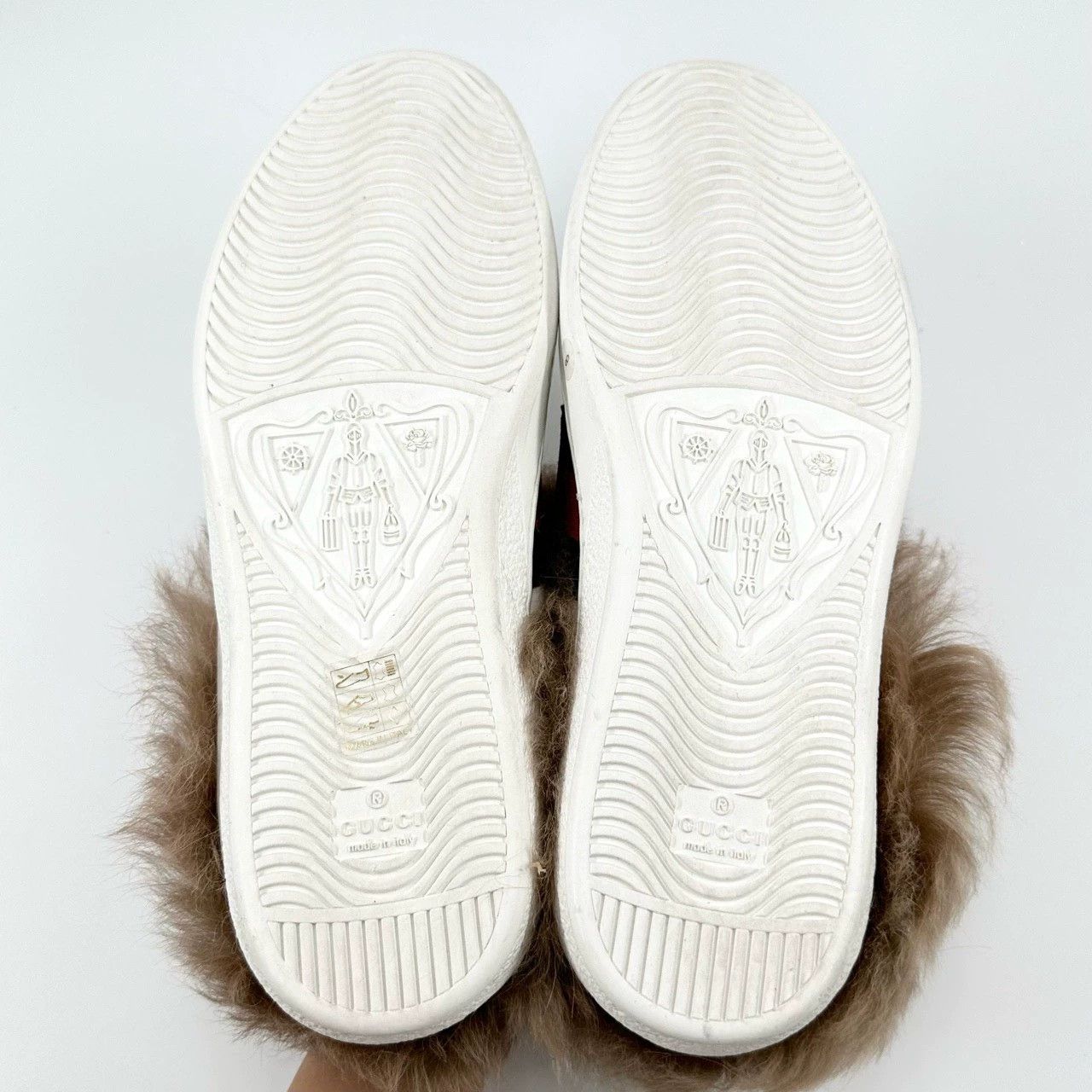 Gucci 98% New! Gucci Ace Bee Embroidered Plush White Sneakers Size US 10 / EU 43 - 5 Thumbnail