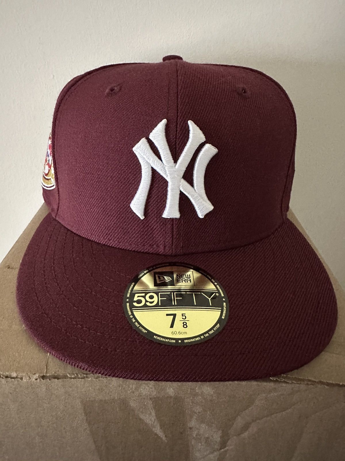 image of Hat Club New York Yankees OG Merlot Fitted 7 5/8 Used, Men's