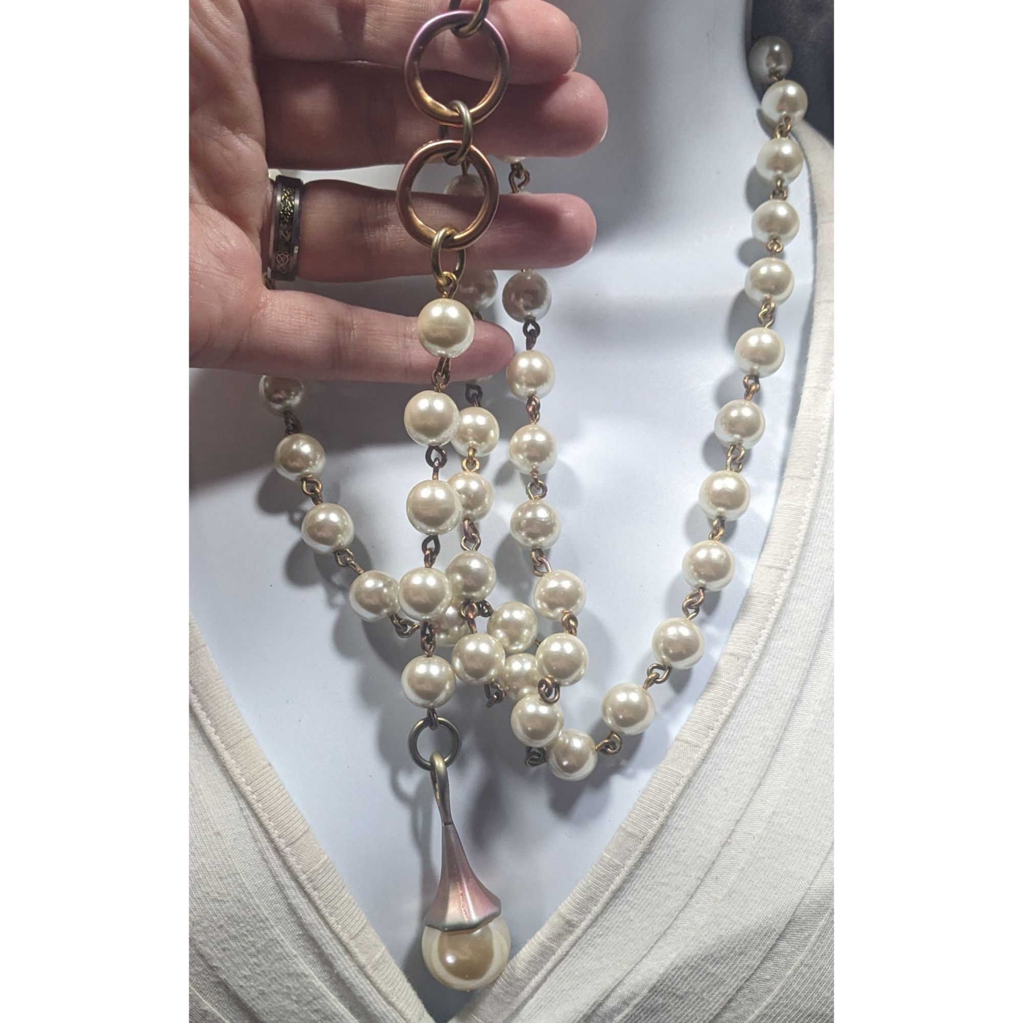 Other Vintage Korean EXP Faux Pearl Anodized Gold Tone Y Drop Neck Size ONE SIZE - 3 Thumbnail