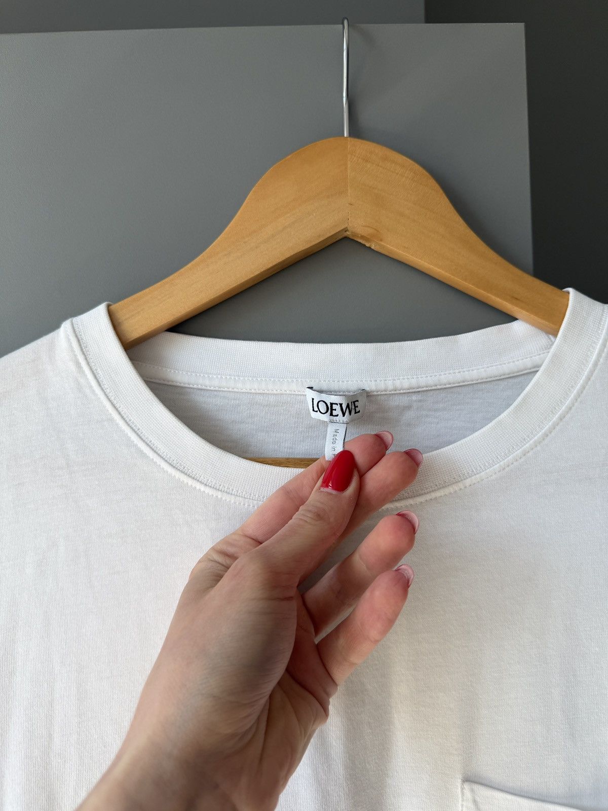 Loewe Loewe Anagram Cotton White Long Sleeve T-Shirt Size US M / EU 48-50 / 2 - 3 Thumbnail