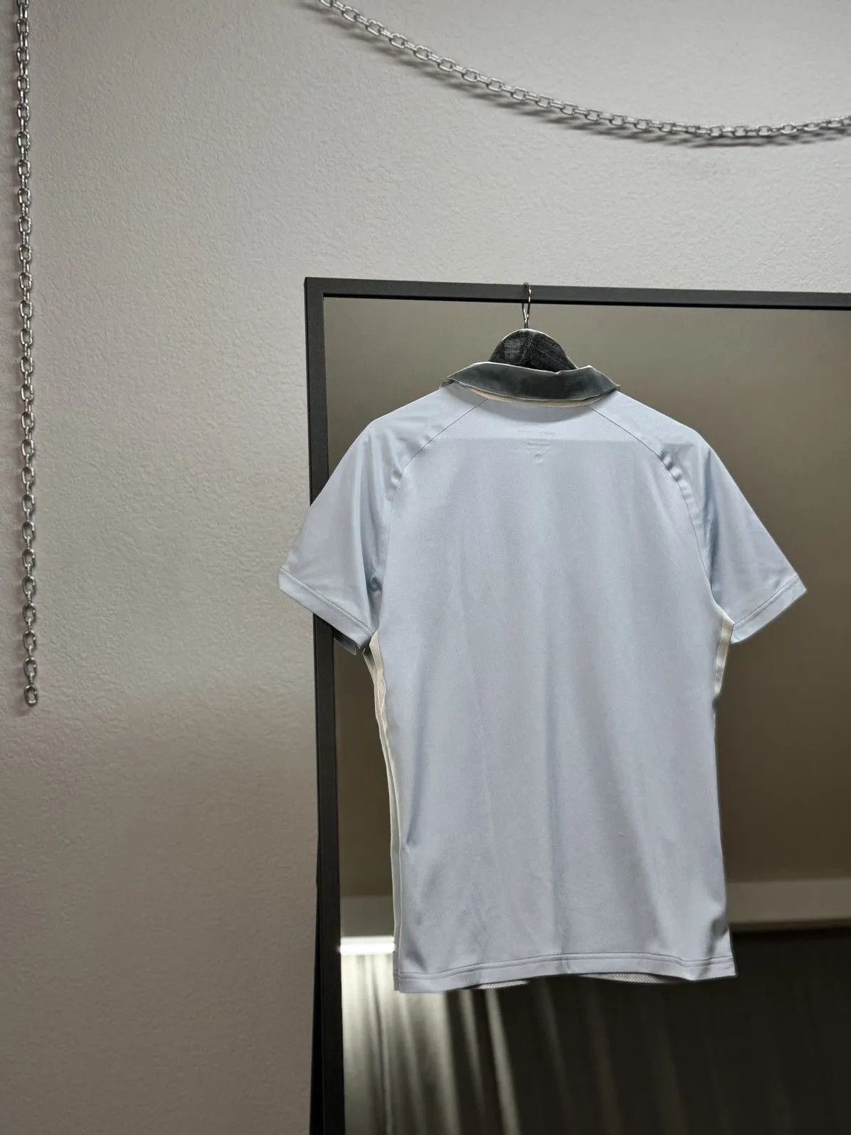 Nike TENNIS COURT 2013 ROGER FEDERER GSTAAD NIKE RF JERSEY Size US L / EU 52-54 / 3 - 11 Thumbnail