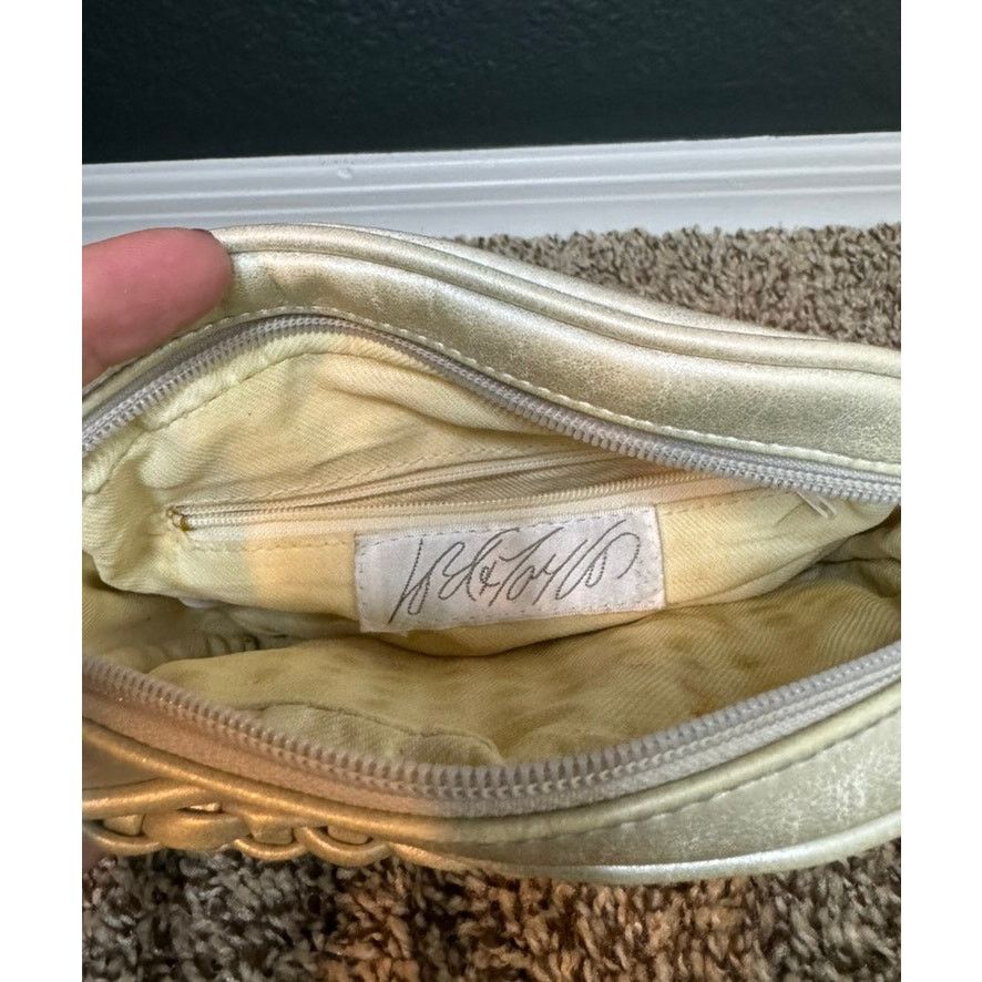 Vintage Shiny White Vintage Lord and Taylor crossbody clutch 1990's Size ONE SIZE - 3 Thumbnail