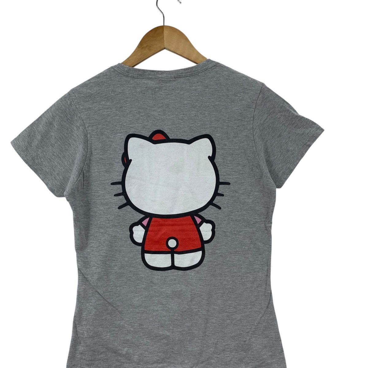 Other HELLO KITTY & FRIENDS 2018 Collection Sanrio Tee Shirt Top Size M / US 6-8 / IT 42-44 - 8 Thumbnail