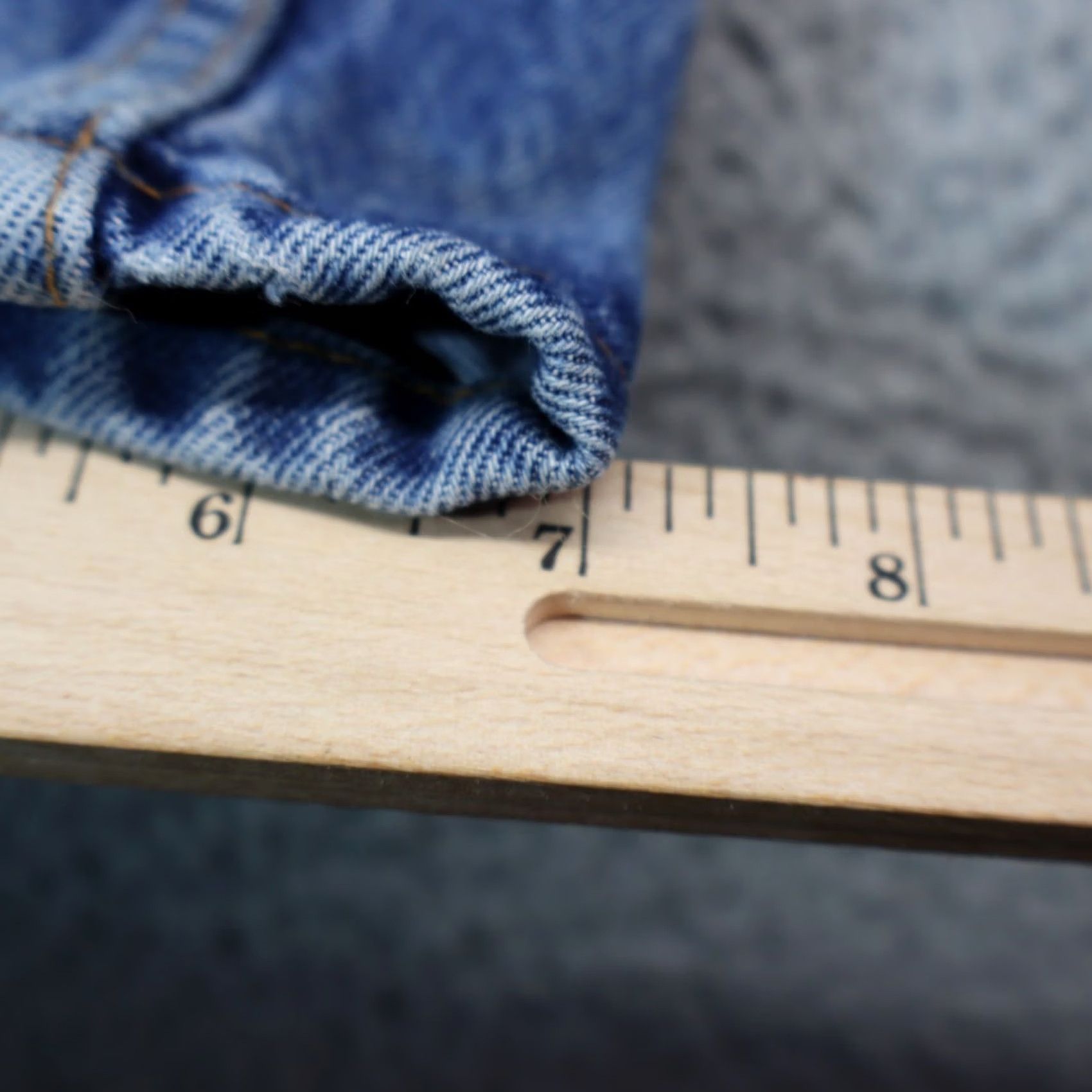 Levi's Item Specifications: Sole Material: Rubber Size US 38 / EU 54 - 3 Thumbnail