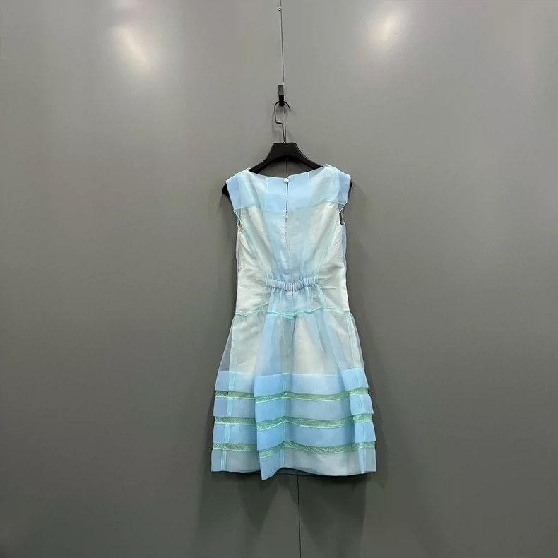 Louis Vuitton Louis Vuitton Light blue mesh dress Size XS / US 0-2 / IT 36-38 - 2 Thumbnail