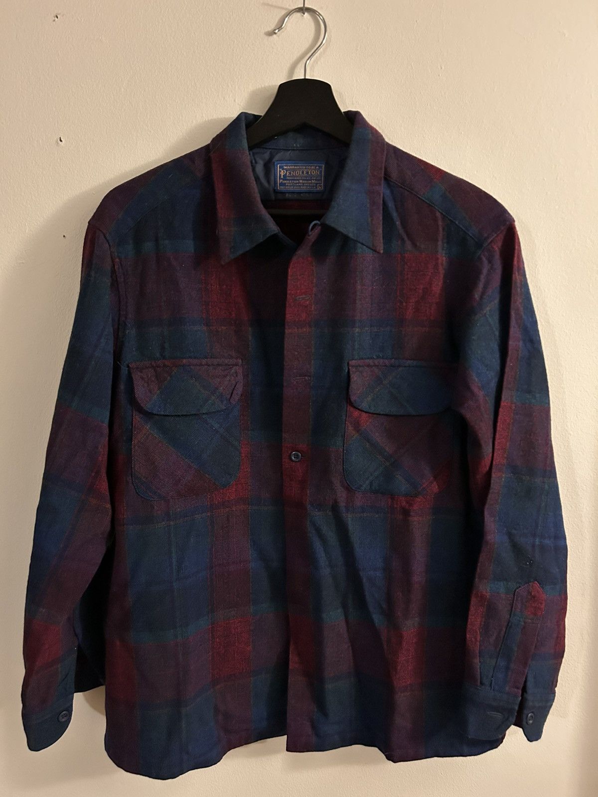 Pendleton Vintage 60s / 70s USA Pendleton Shadow Plaid Loop Collar L Size US L / EU 52-54 / 3 - 1 Thumbnail