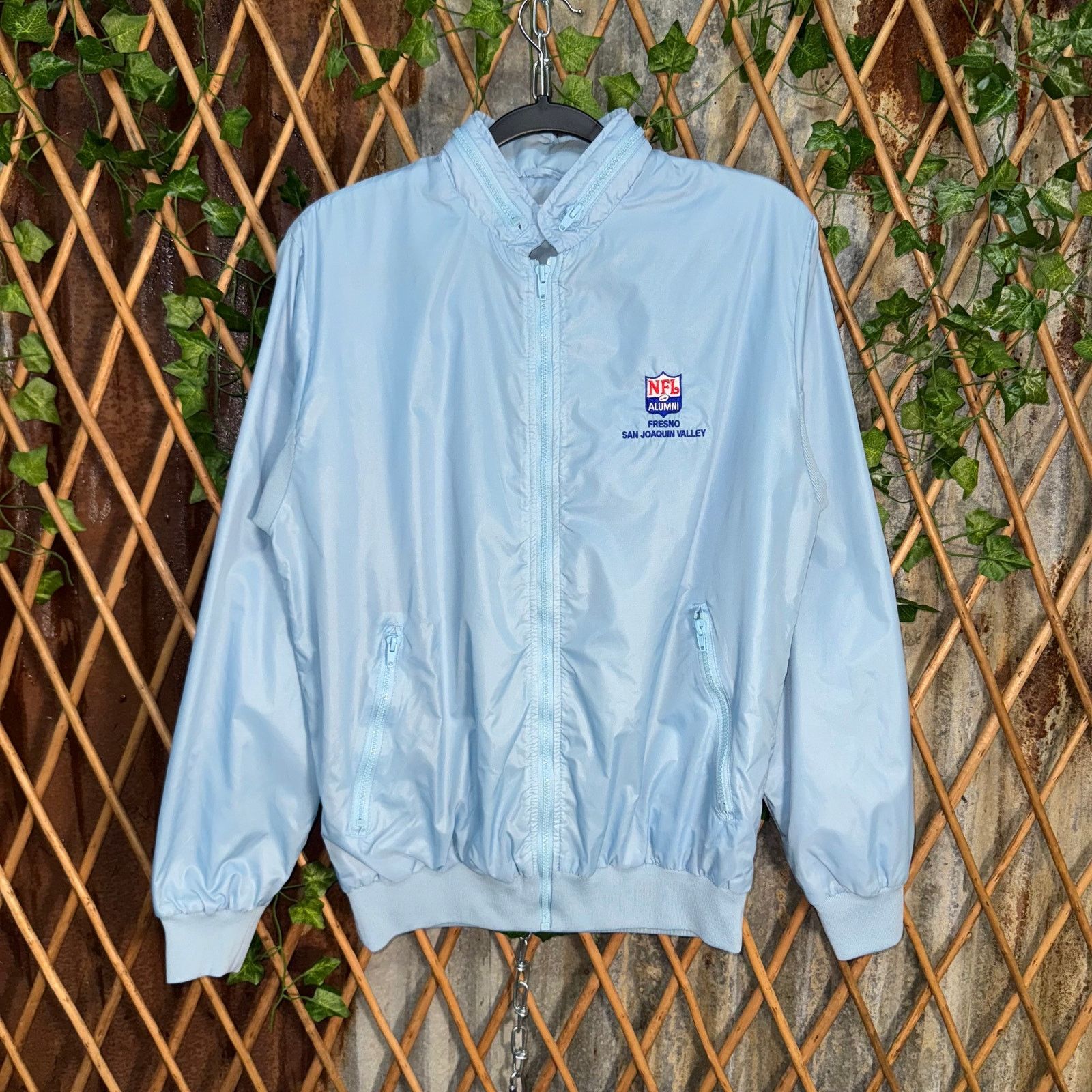 Vintage Vintage Y2K NFL alumni Fresno embroider 80s/90s windbreaker Size US L / EU 52-54 / 3 - 1 Thumbnail