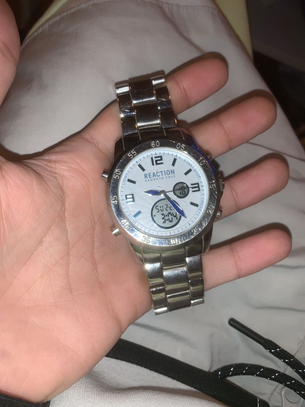 Kenneth Cole Kenneth Cole reaction watch Size 32 - 1 Thumbnail