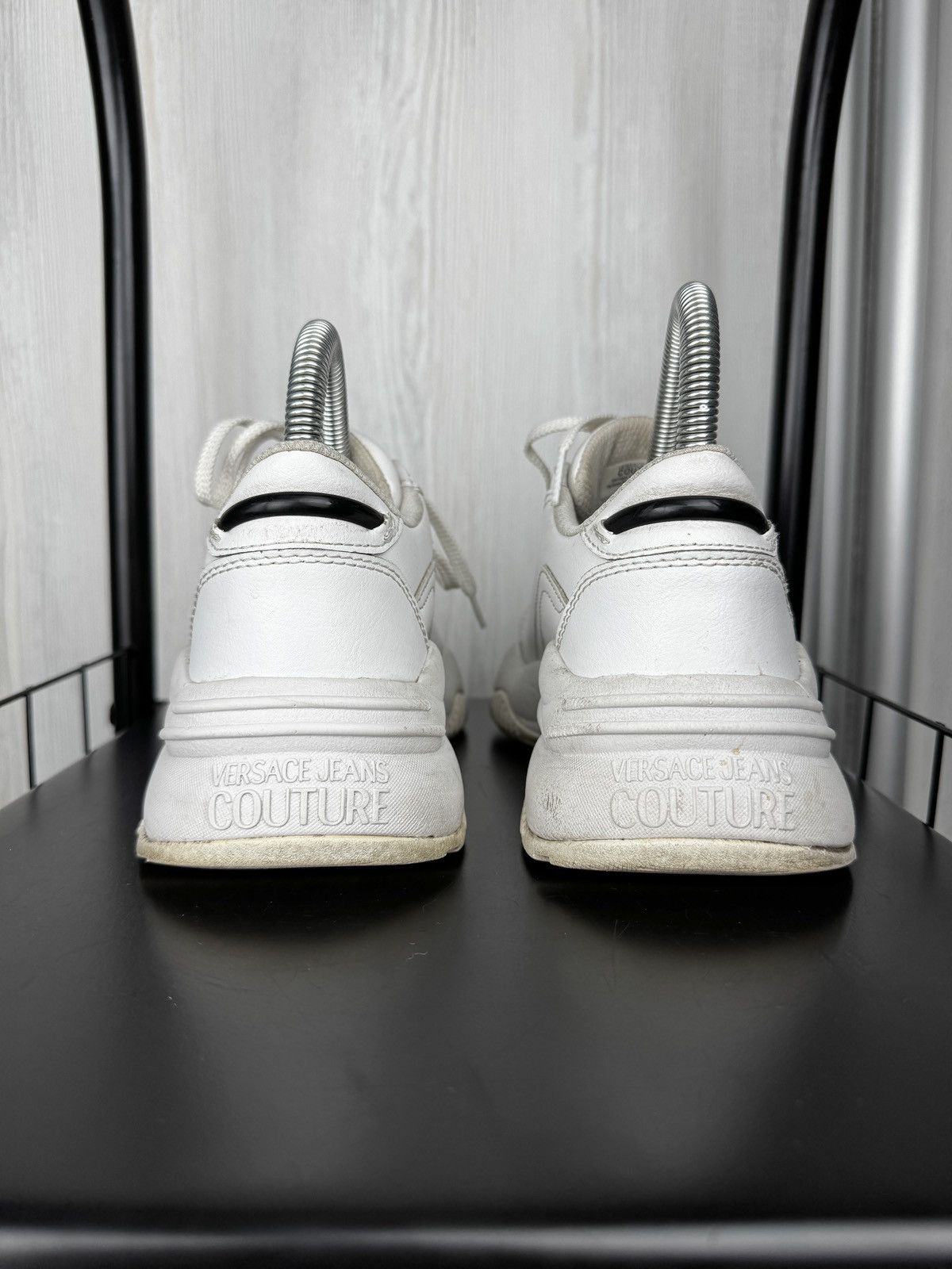 Versace Jeans Couture Versace Jeans Couture white big logo low top sneakers 37 Size US 7 / IT 37 - 14 Thumbnail
