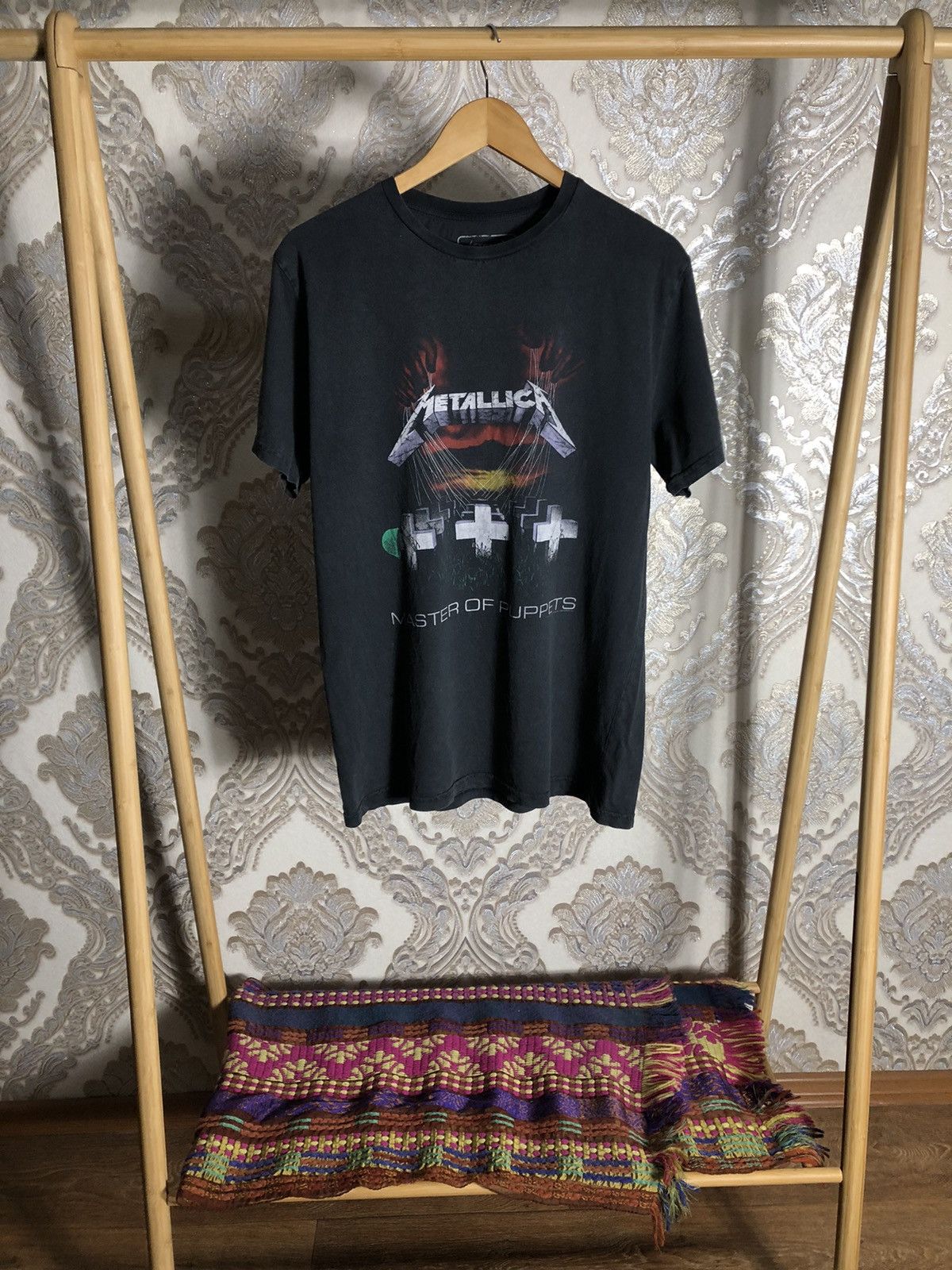 Band Tees VINTAGE METALLICA WORLD TOUR ROCK T-SHIRT METAL RETRO 90s Size US L / EU 52-54 / 3 - 1 Thumbnail