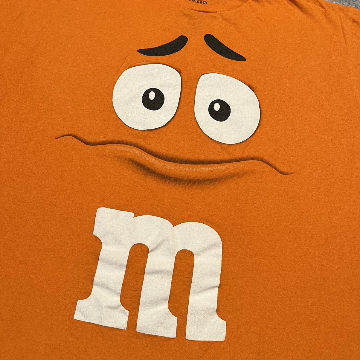 Vintage Vintage M&M Big Graphic All Over Print Scared Crisp Logo Tee Size US M / EU 48-50 / 2 - 3 Thumbnail