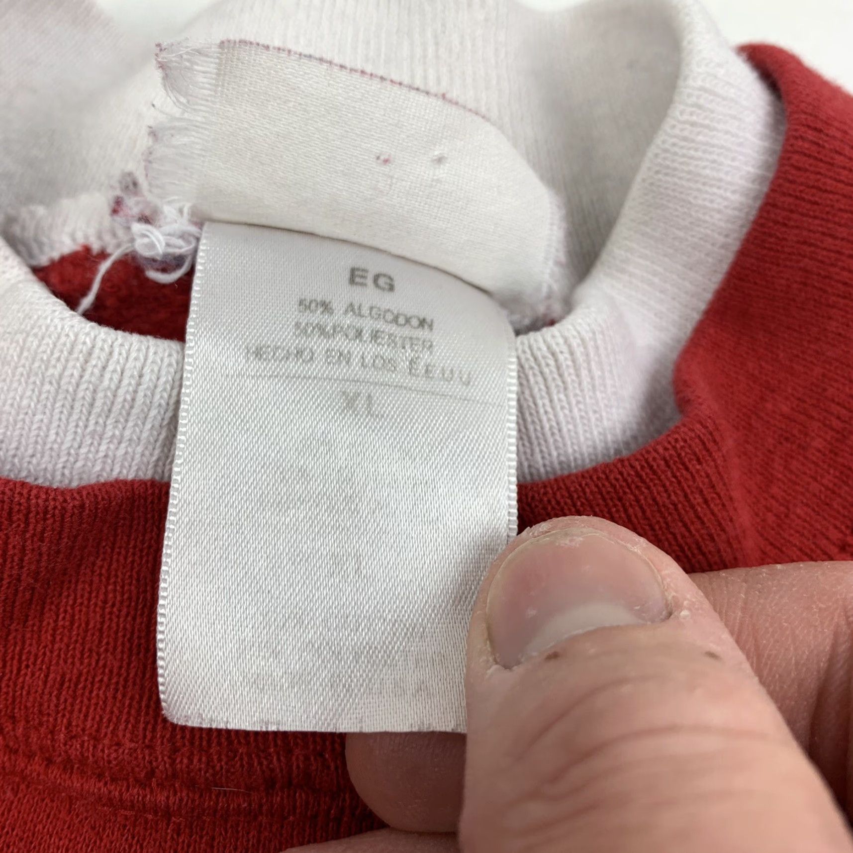 Vintage VINTAGE Hallmark Sweatshirt Unisex Adults XL Red Pullover 90s Christmas Jingle Bears Size US XL / EU 56 / 4 - 4 Thumbnail