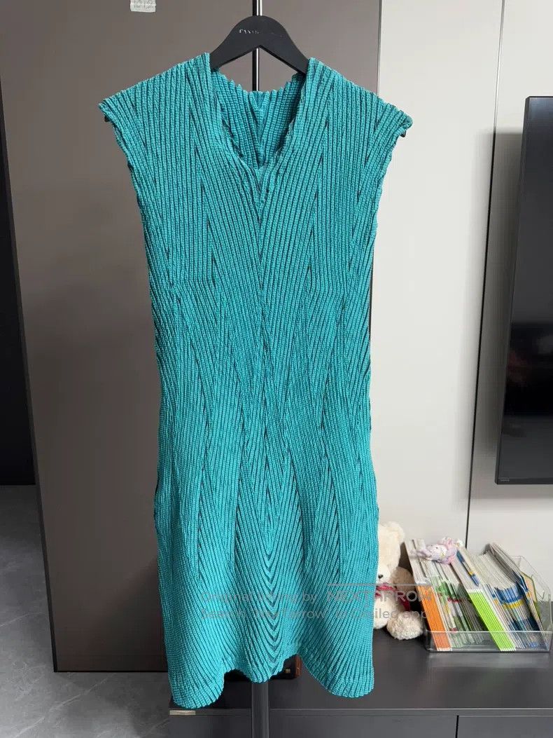 Issey Miyake Issey Miyake Bud Dress Size M / US 6-8 / IT 42-44 - 1 Thumbnail