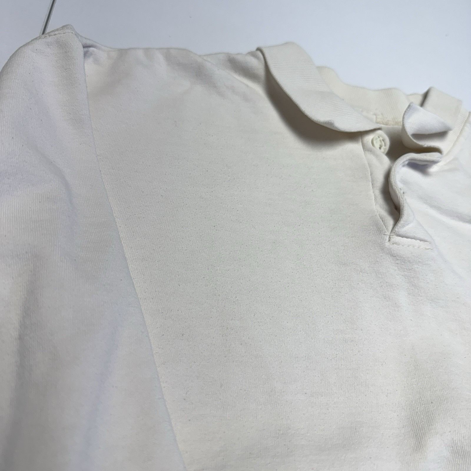 Vintage Vintage 90s Army Boy Sweatshirt Mens Large 22.5x21 White Col Size US L / EU 52-54 / 3 - 4 Thumbnail