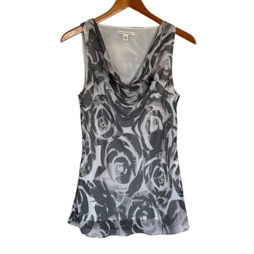 Banana Republic Banana Republic Blouse Women 6 Gray Cowl Neck Floral Office Size M / US 6-8 / IT 42-44 - 1 Thumbnail
