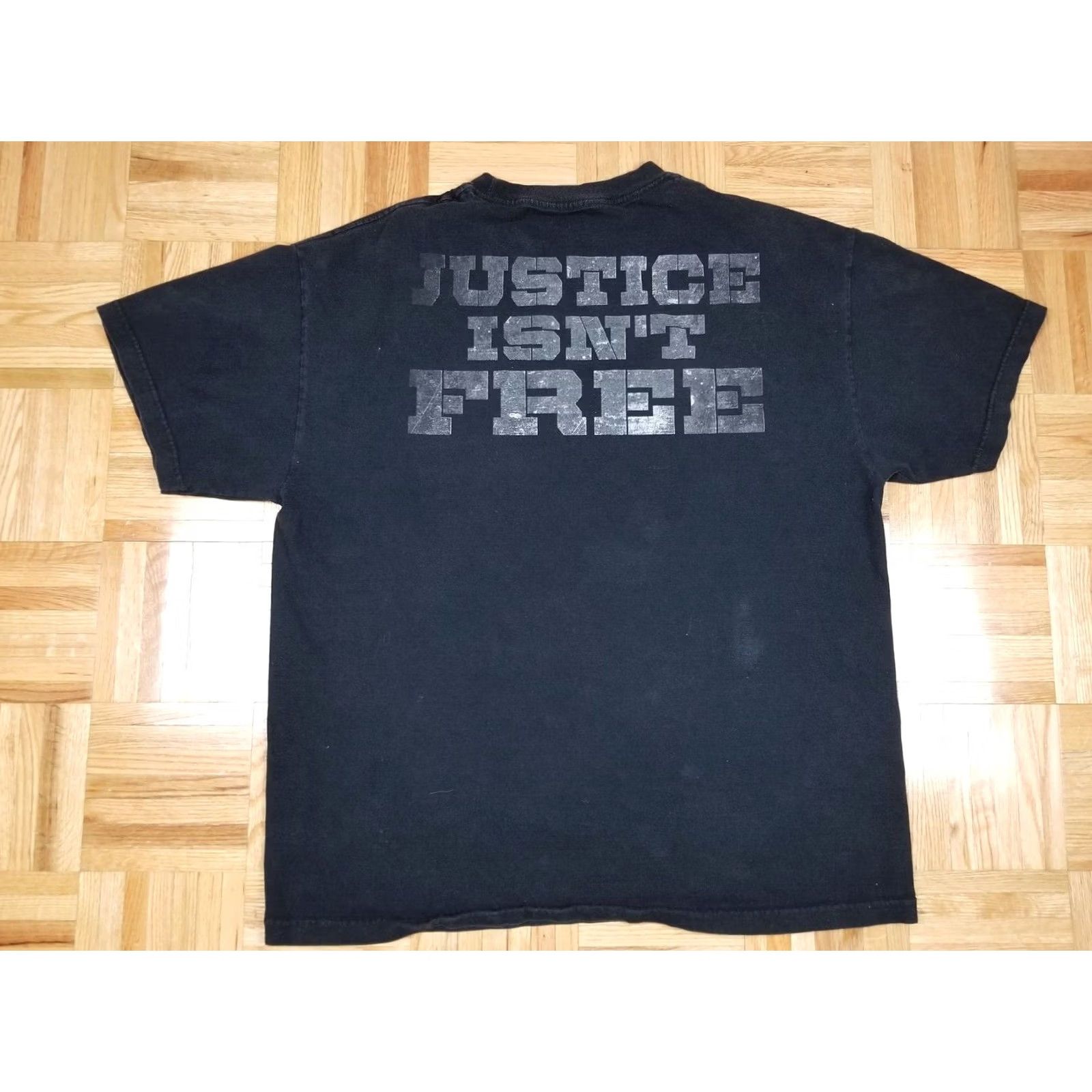 Vintage VINTAGE WWE THE SHIELD T-SHIRT Cotton Black XLARGE Mens Short Sleeve Round Neck 23 INCH Chest 28 INCH Back Length Size US XL / EU 56 / 4 - 4 Thumbnail